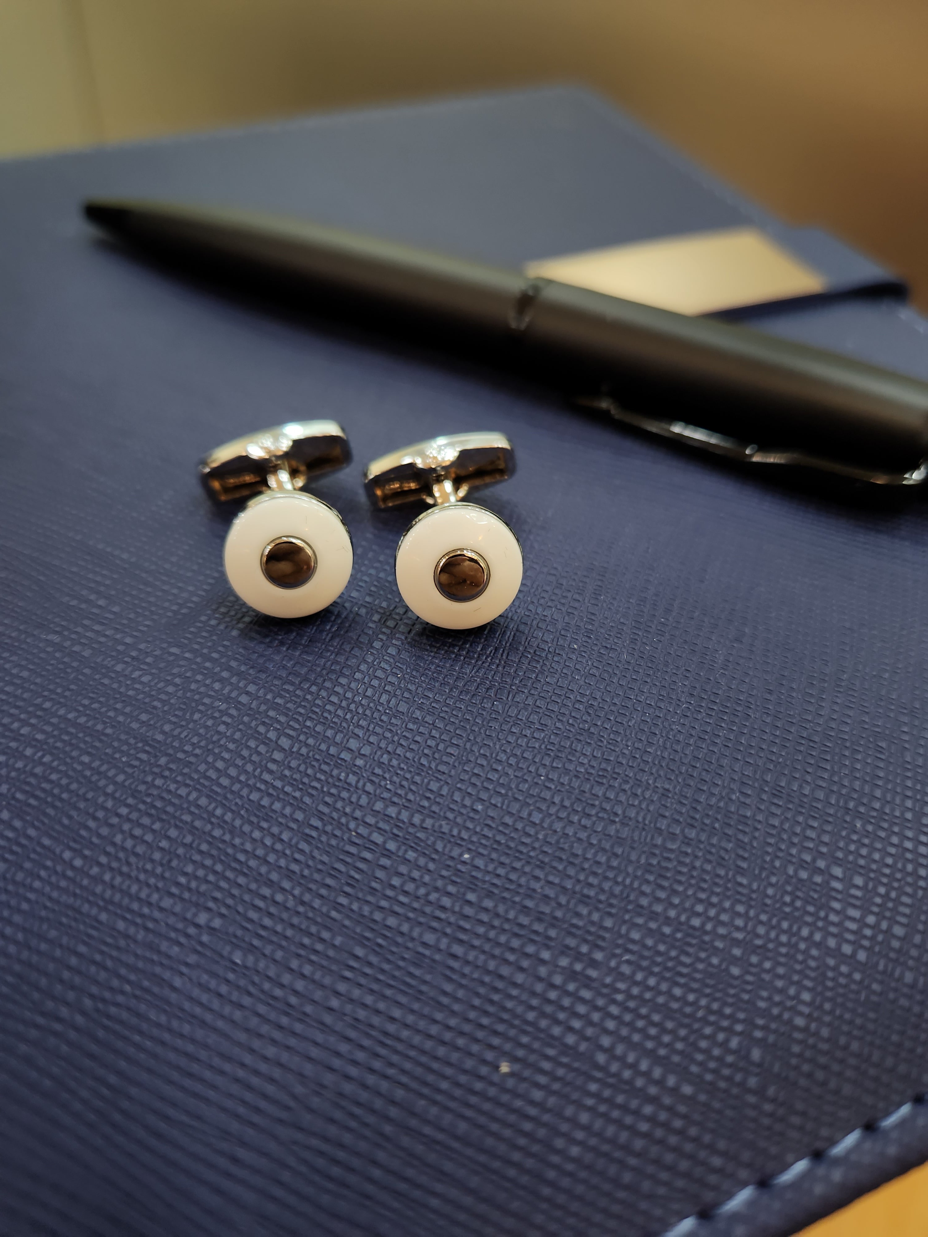 Premium Round Cufflinks - QUEENS JEWELS