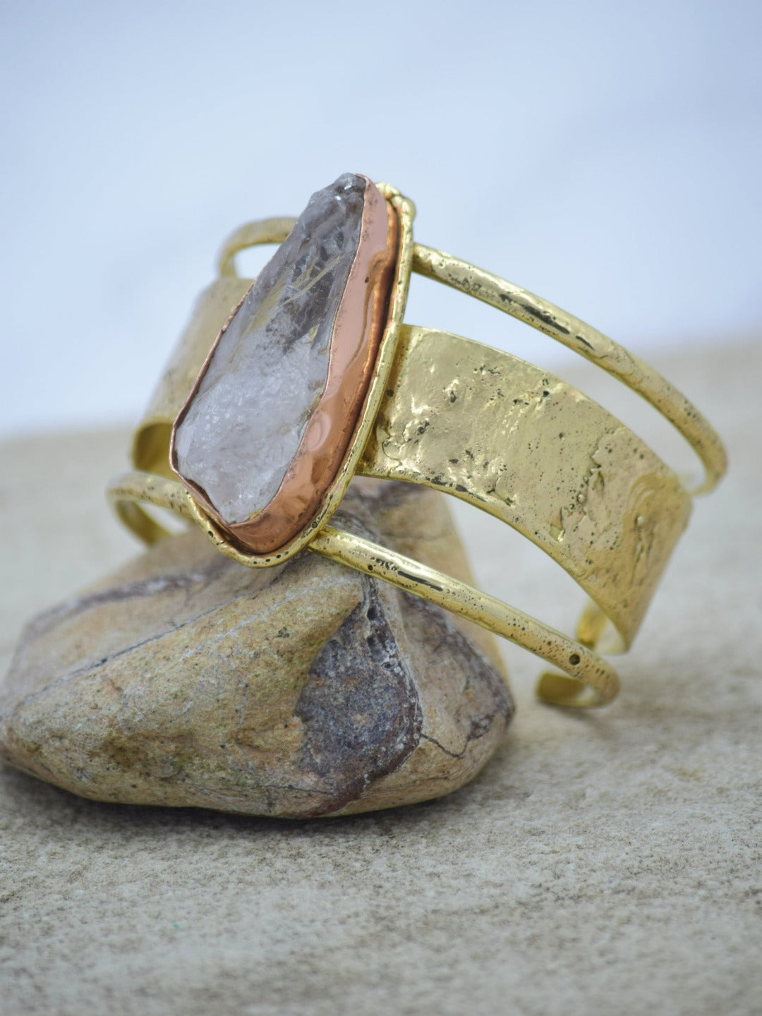Divine Rough Crystal Semi Precious Stone Bracelet - QUEENS JEWELS