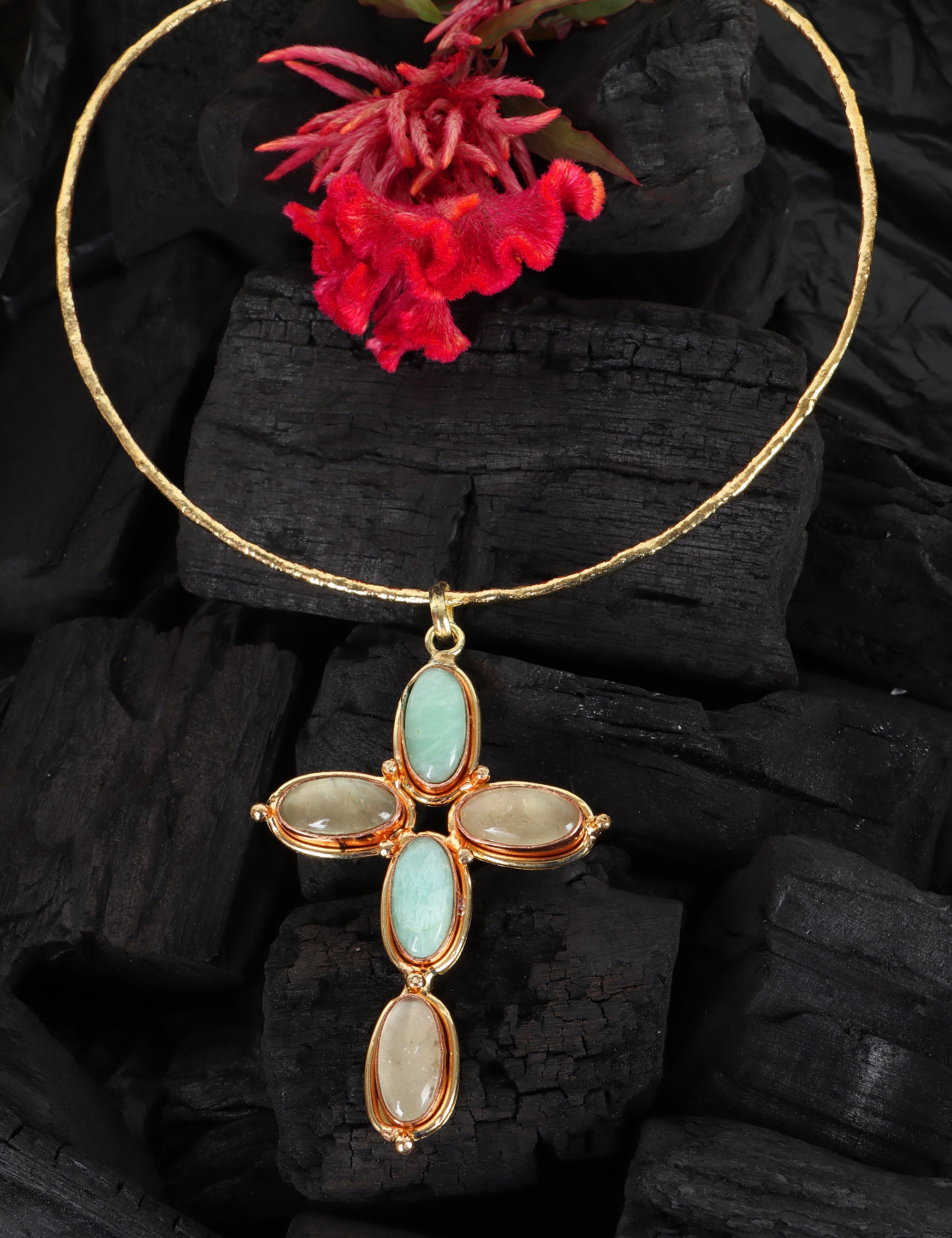 Helen Cross Pendant - QUEENS JEWELS