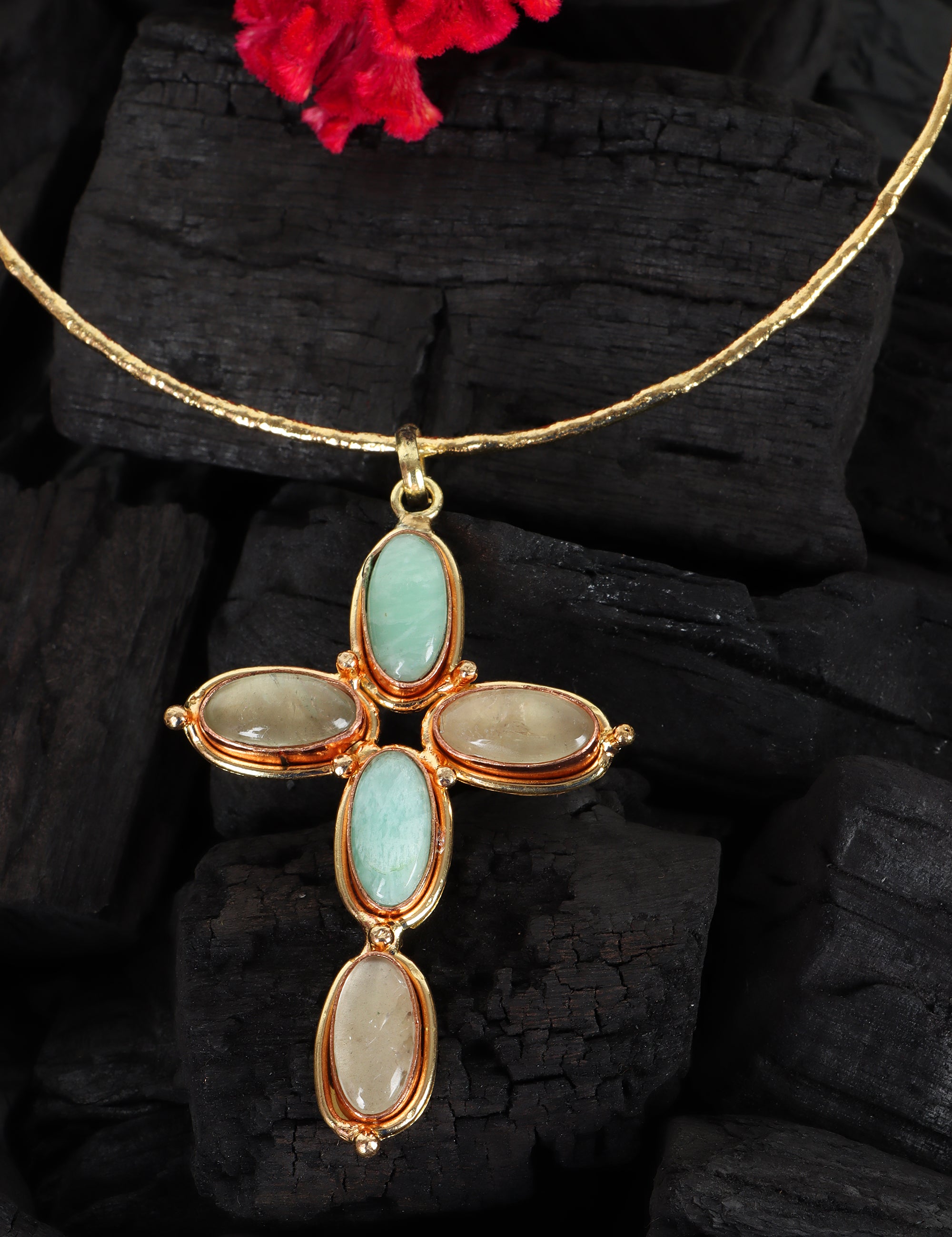 Helen Cross Pendant - QUEENS JEWELS