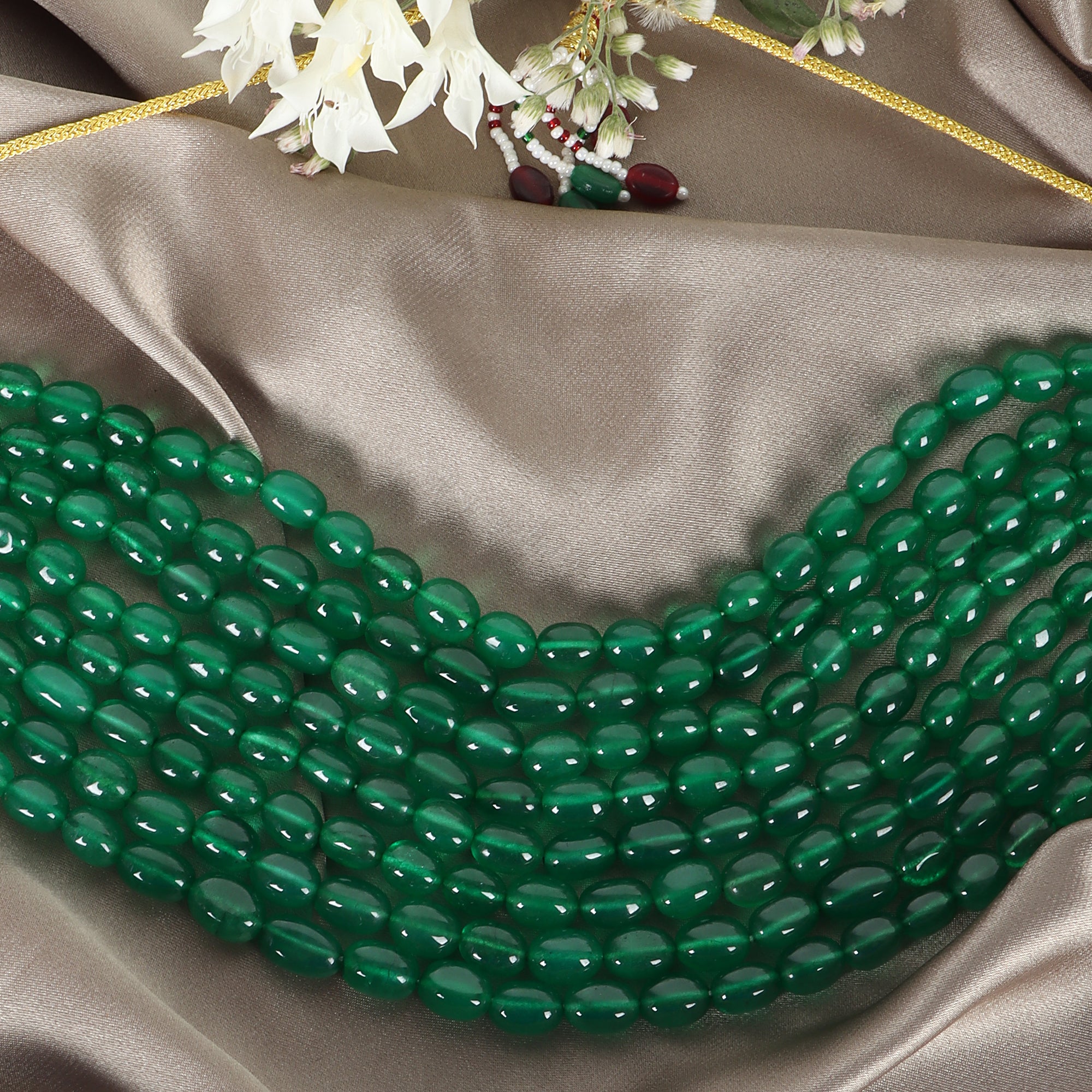Emerald Green Radiance Multilayer Beaded Choker - QUEENS JEWELS