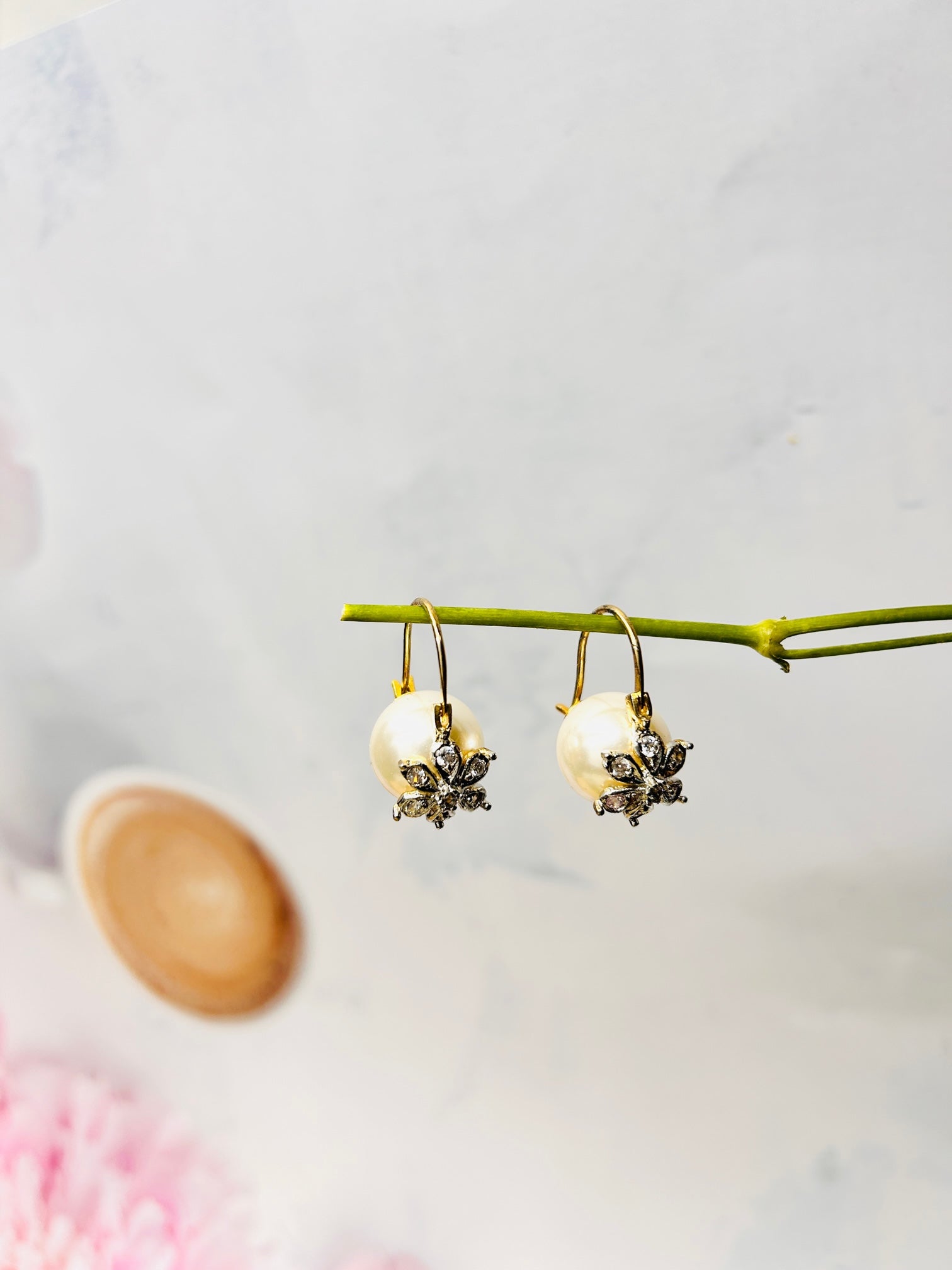 Elegance Pearl Studs - QUEENS JEWELS