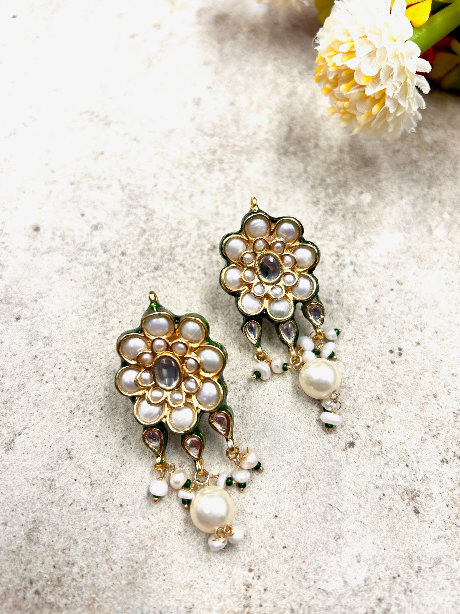 Aisha White Pearl Kundan Earring - QUEENS JEWELS