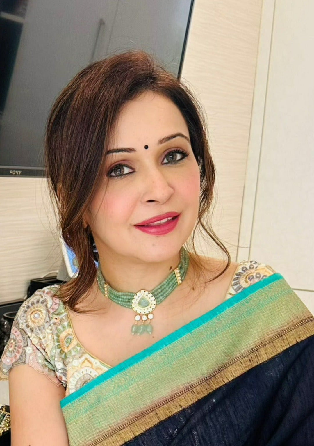 Beaded Stone Kundan Necklace With Earrings - QUEENS JEWELS
