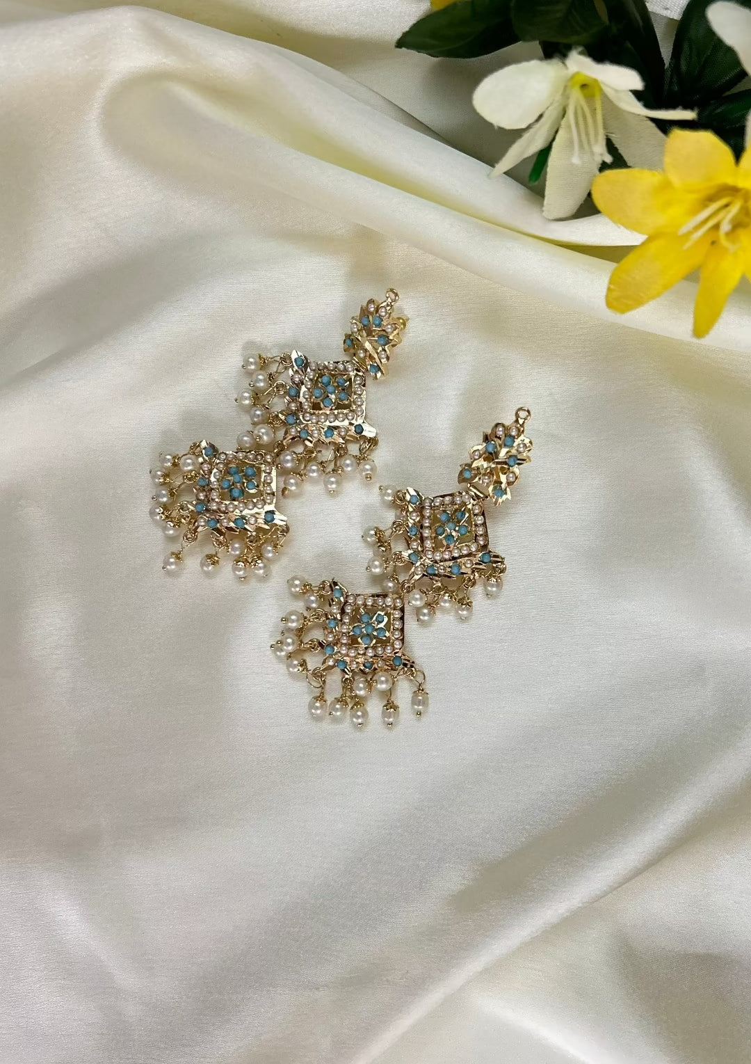 Inara Jadau Chandbaali Earrings - QUEENS JEWELS