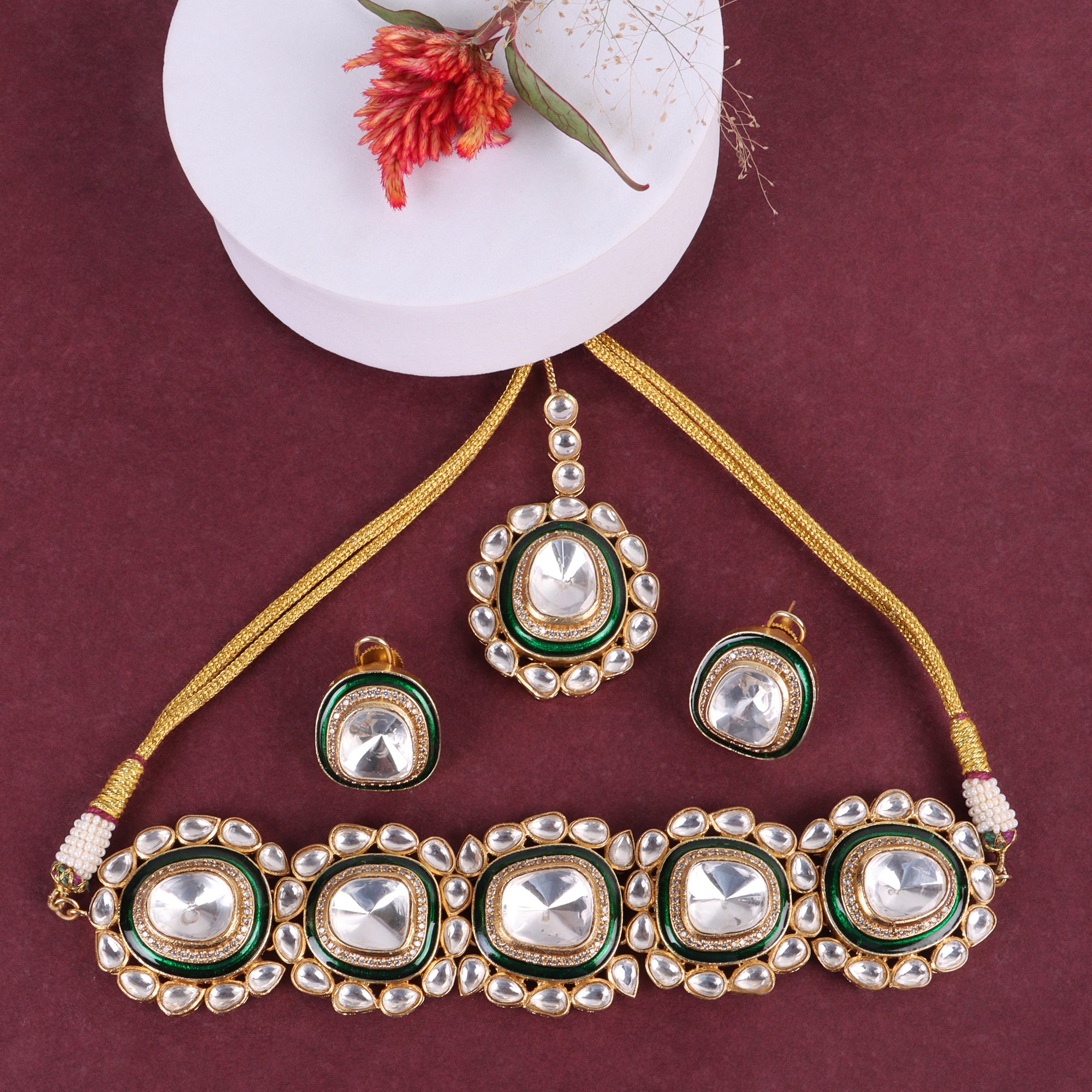 Heritage Uncut Polki Lookalike Kundan Choker Set with Maangtika - QUEENS JEWELS