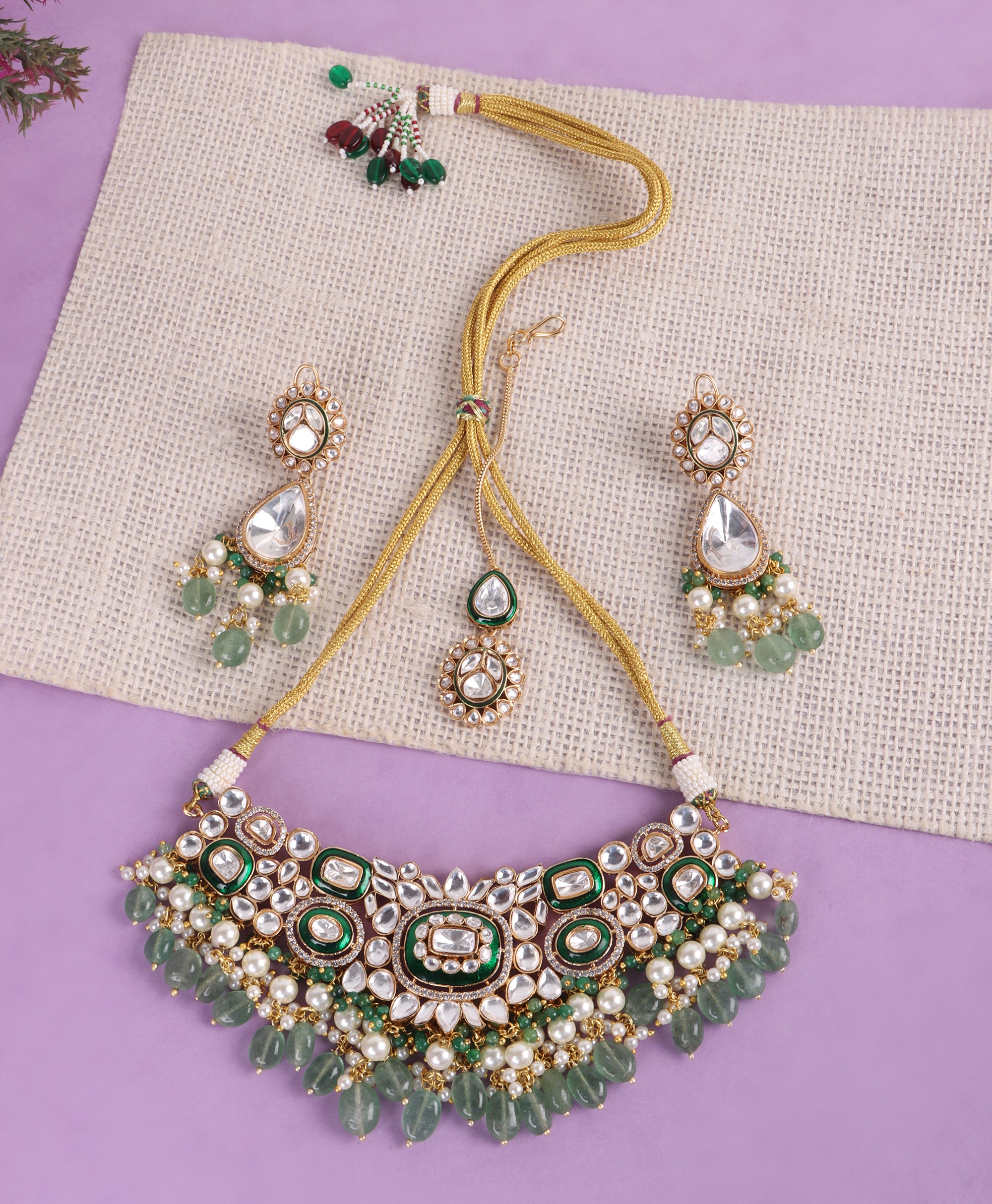 Emerald Royale – Green Bridal Kundan Set with Maangtika - QUEENS JEWELS