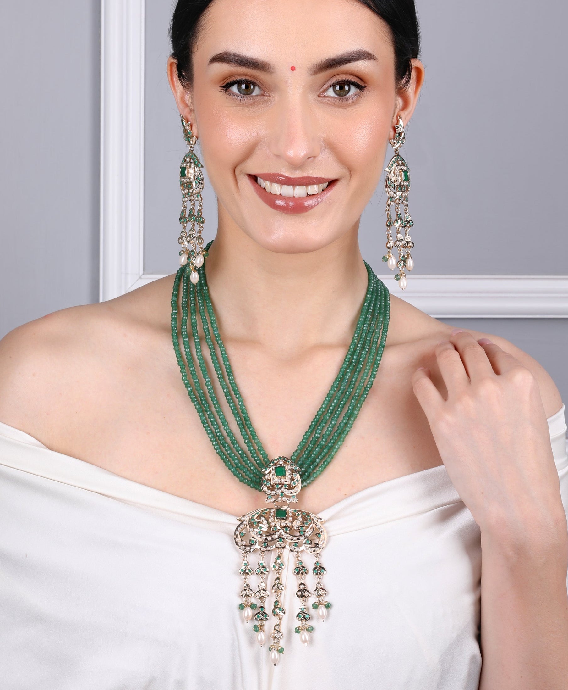 Heritage Jadau Necklace with Emerald Green Beads - QUEENS JEWELS