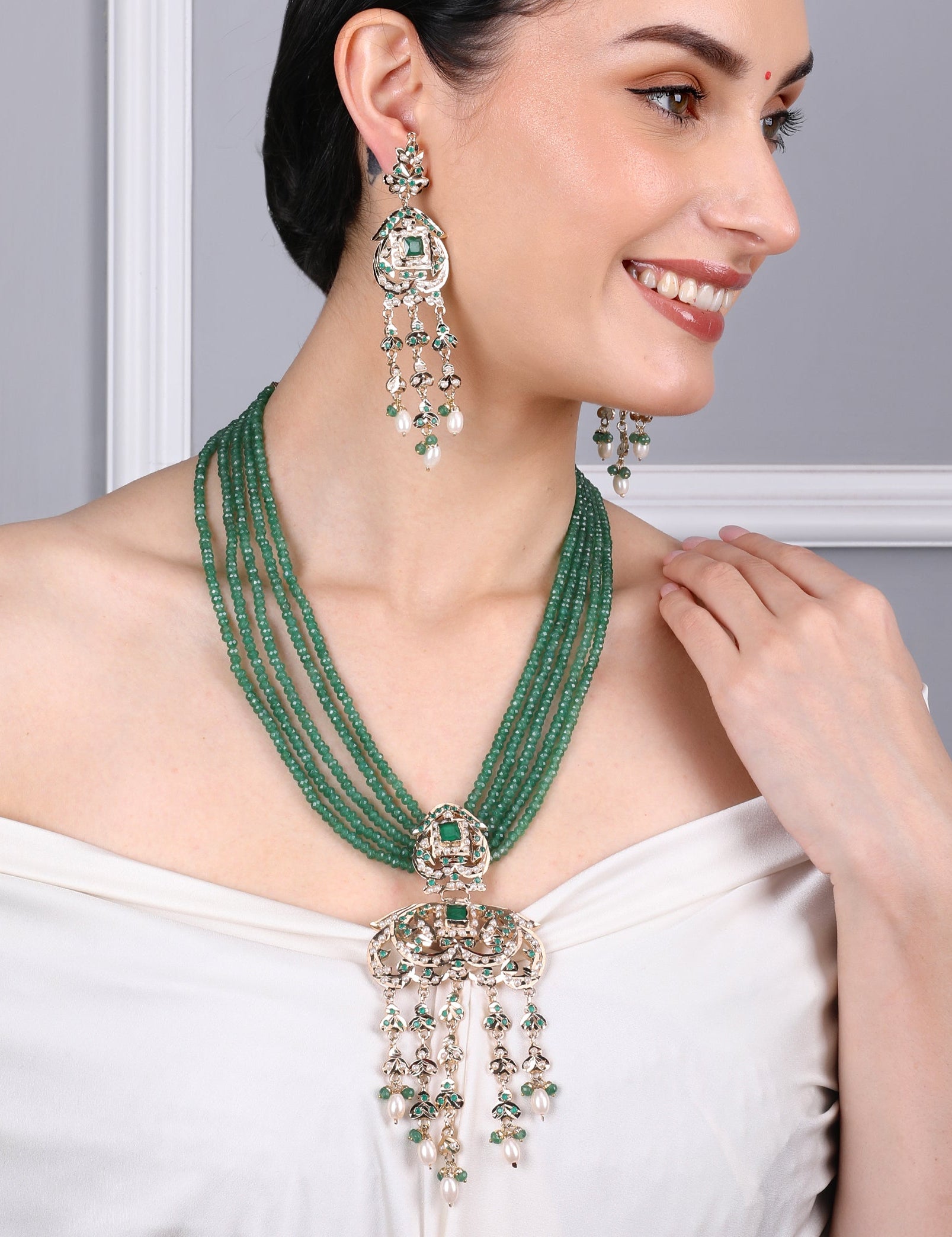 Heritage Jadau Necklace with Emerald Green Beads - QUEENS JEWELS