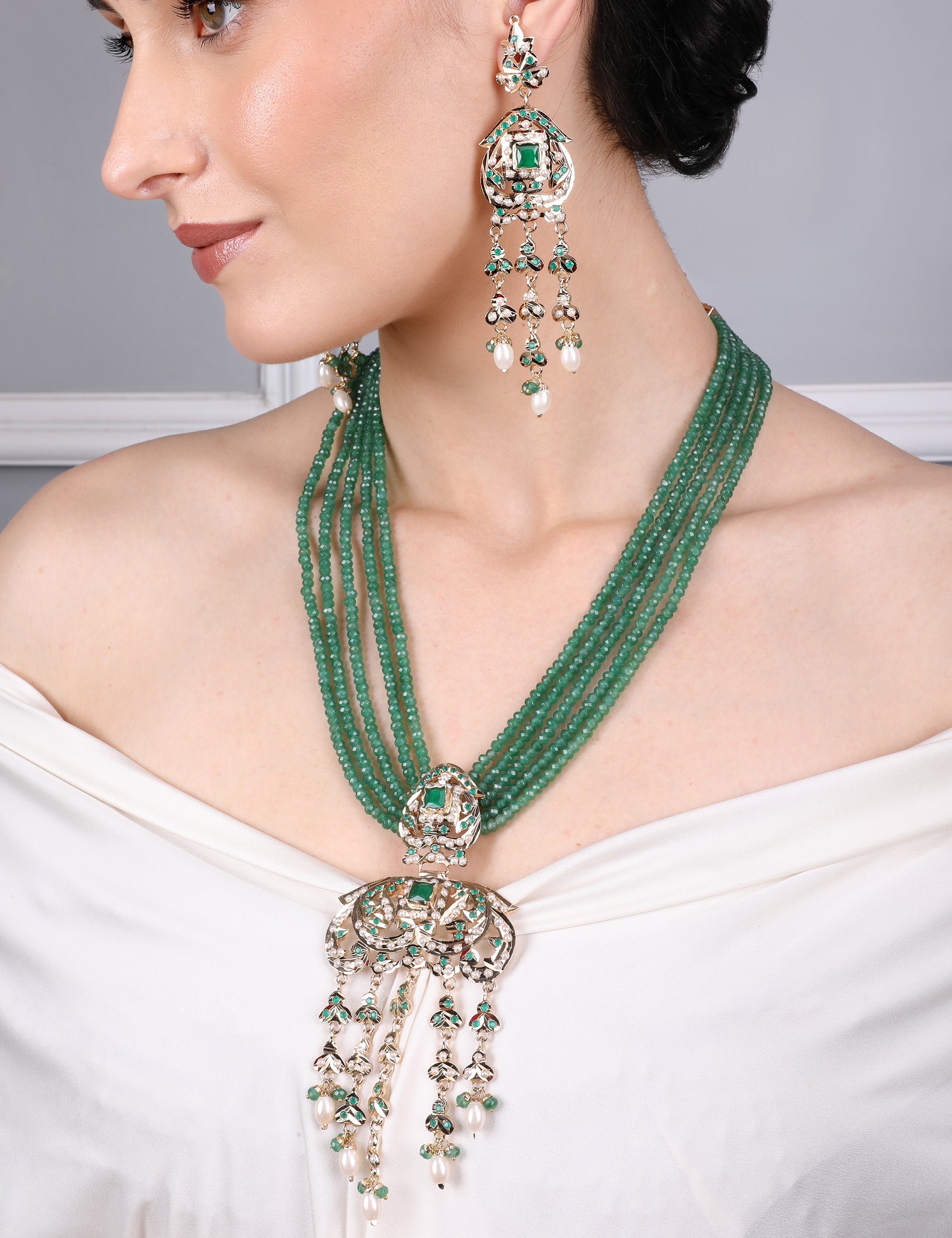 Heritage Jadau Necklace with Emerald Green Beads - QUEENS JEWELS
