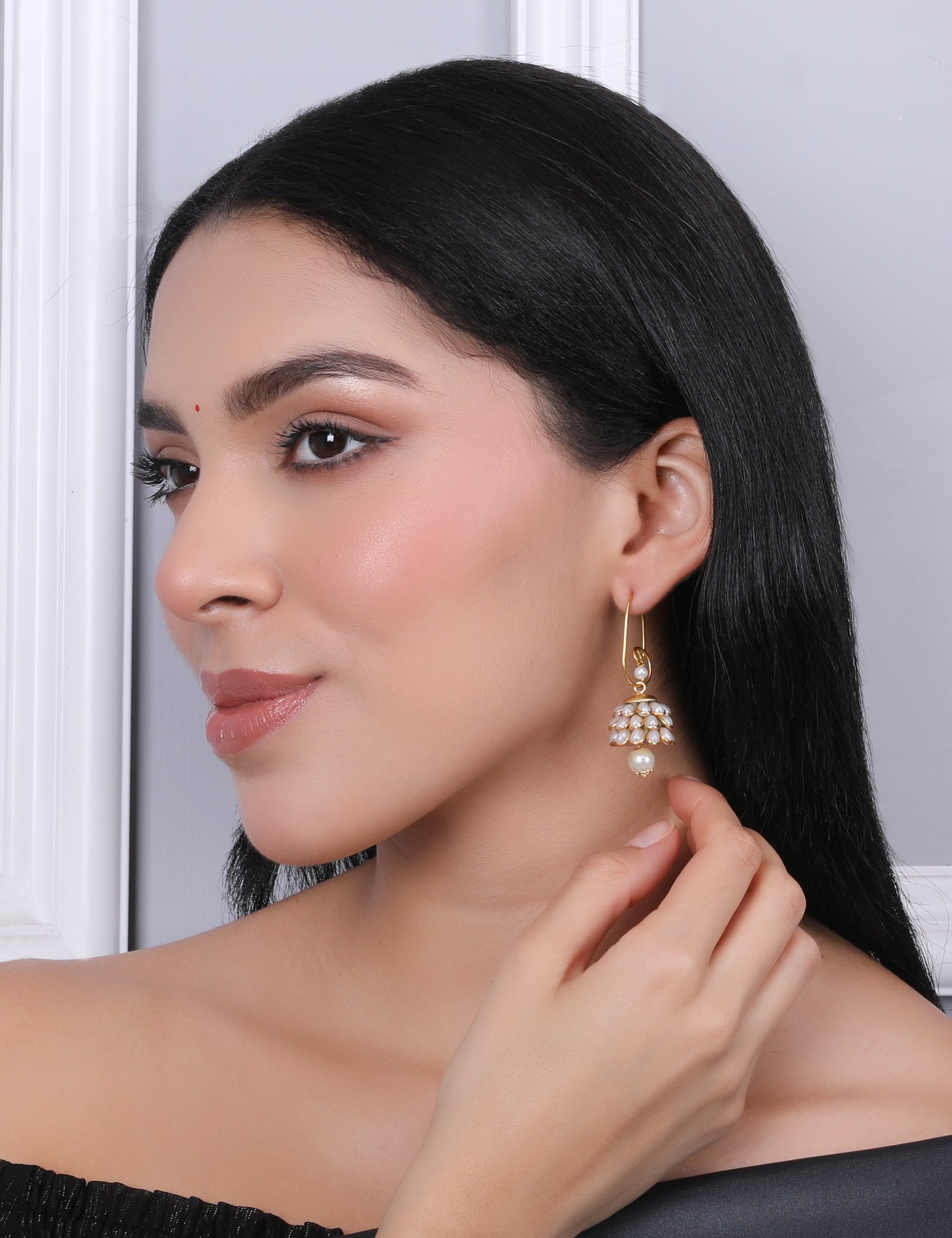 Anika Pachi Jhumka Earrings - White - QUEENS JEWELS