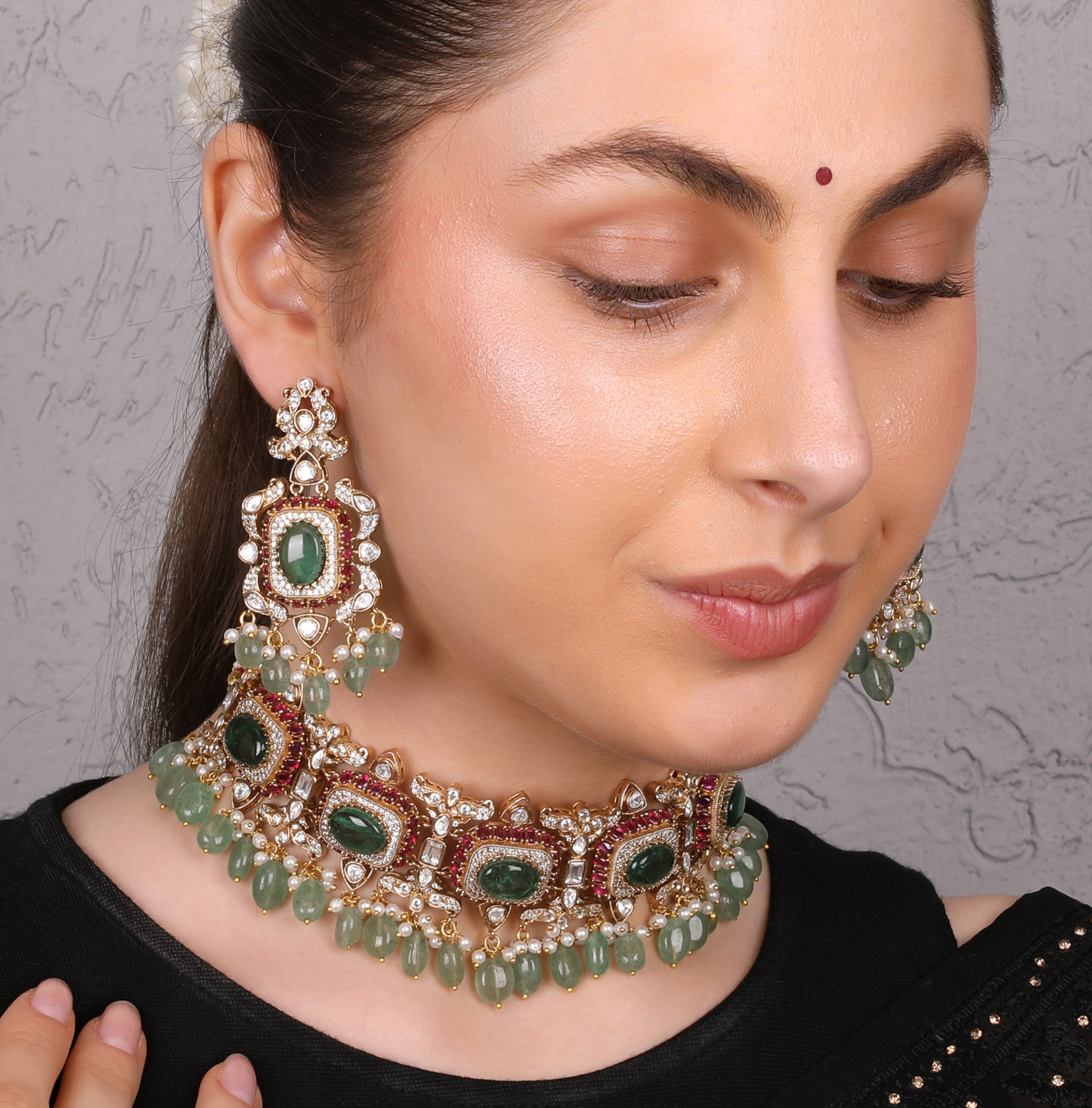 Noor Kundan Choker Set - Multicolor with gread beads - QUEENS JEWELS