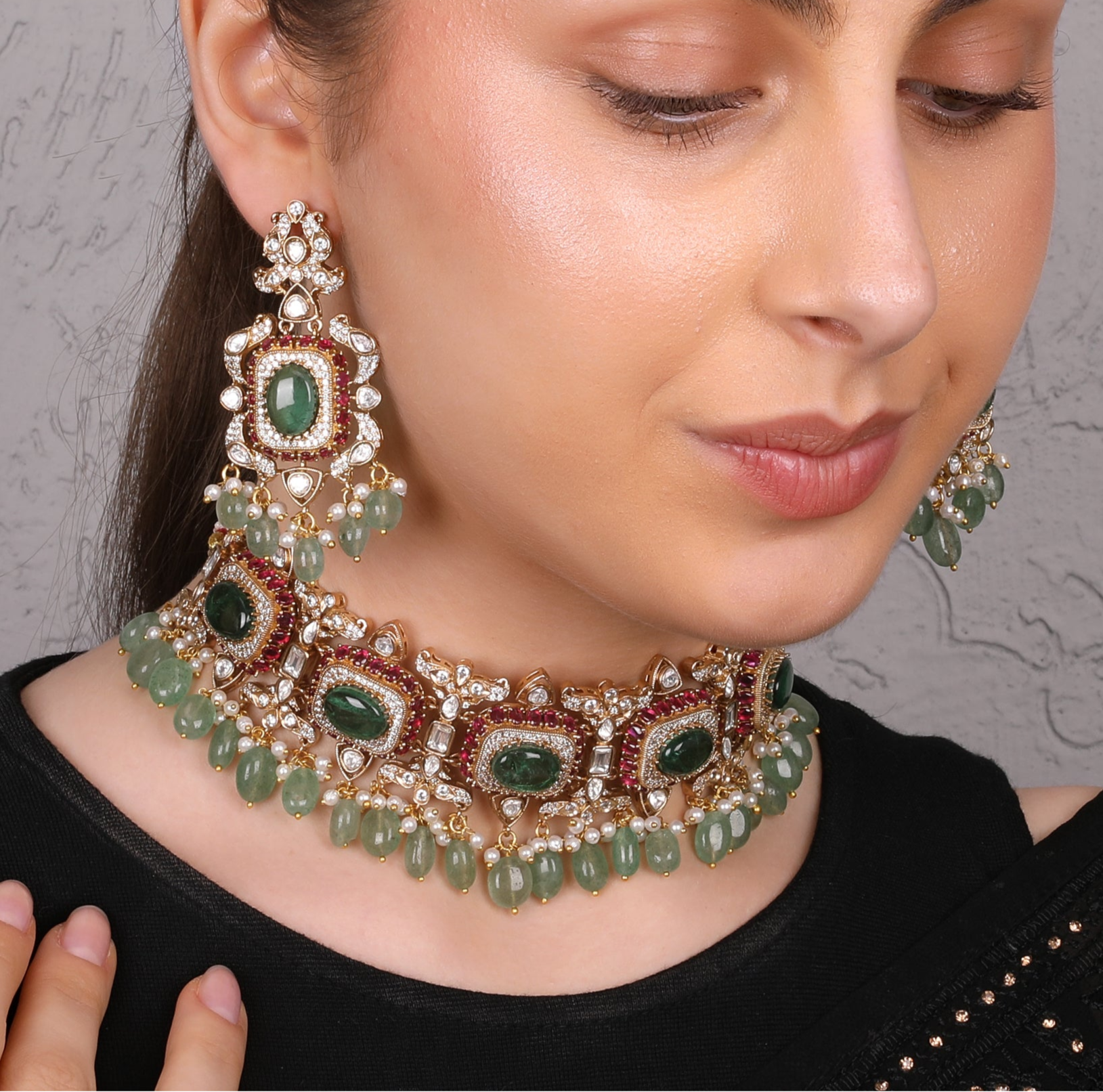 Noor Kundan Choker Set - Multicolor with gread beads - QUEENS JEWELS