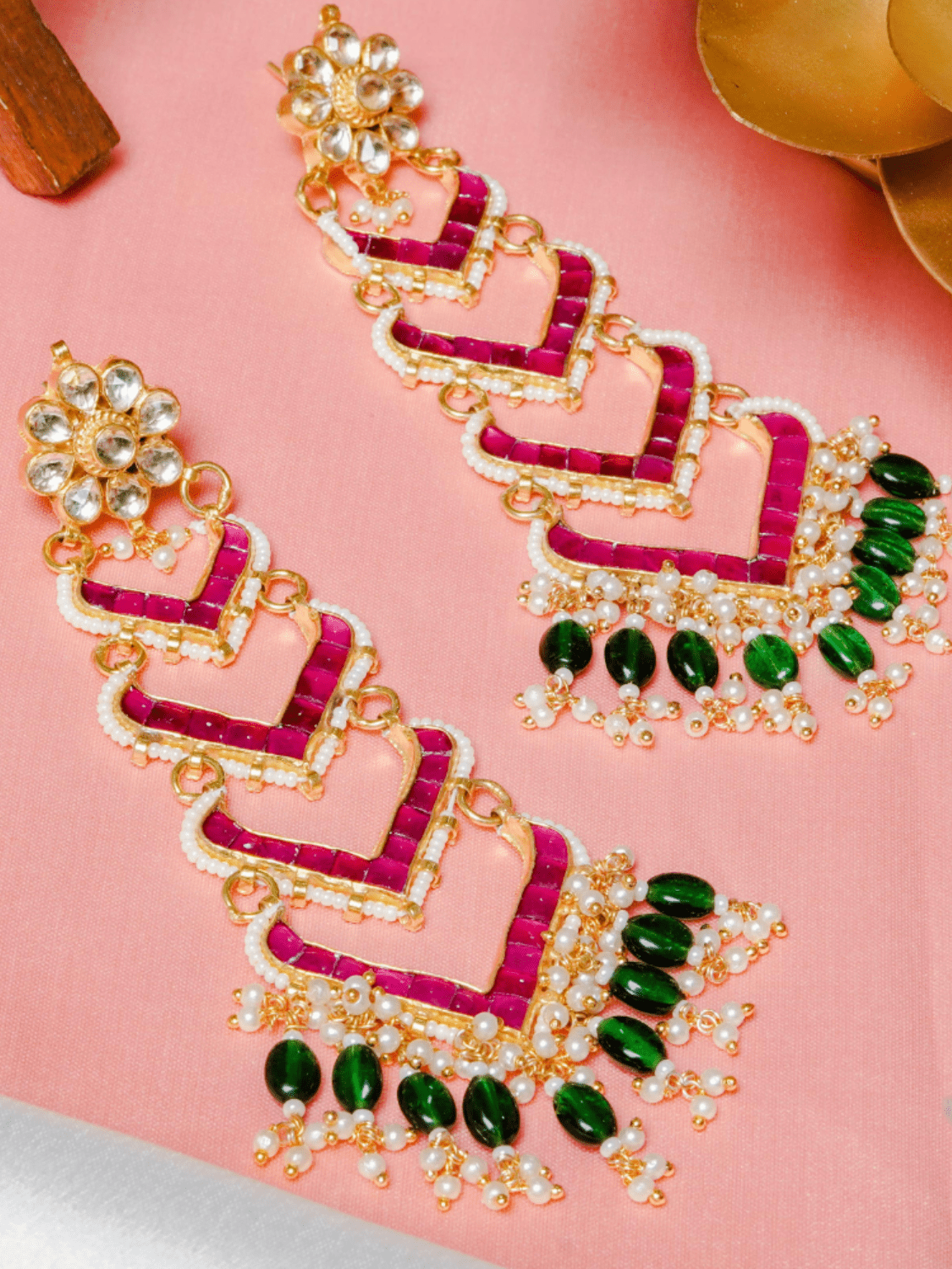 Nyra Kundan Paasa Earrings - QUEENS JEWELS