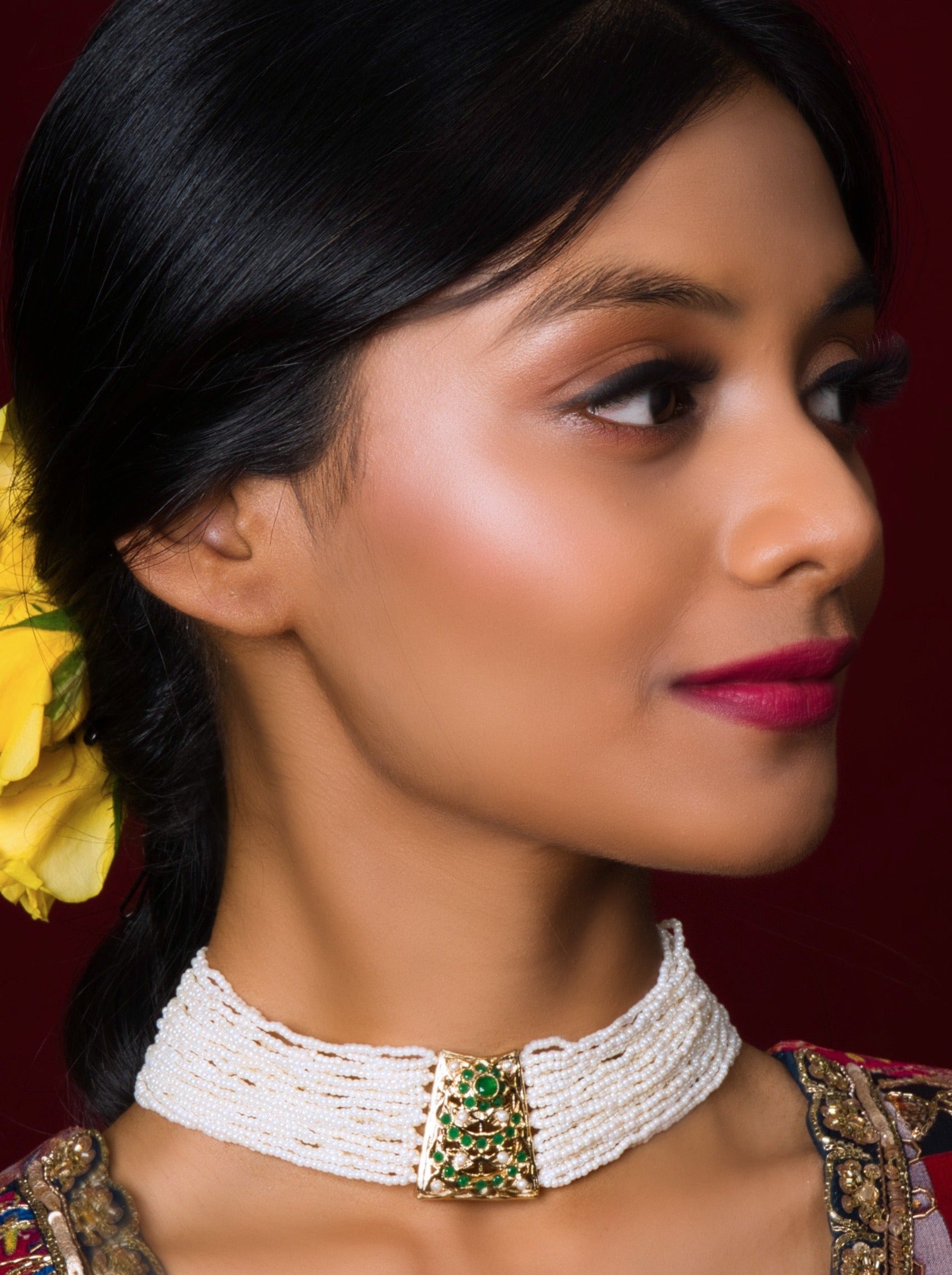 Emerald Toned Jadau Choker - QUEENS JEWELS