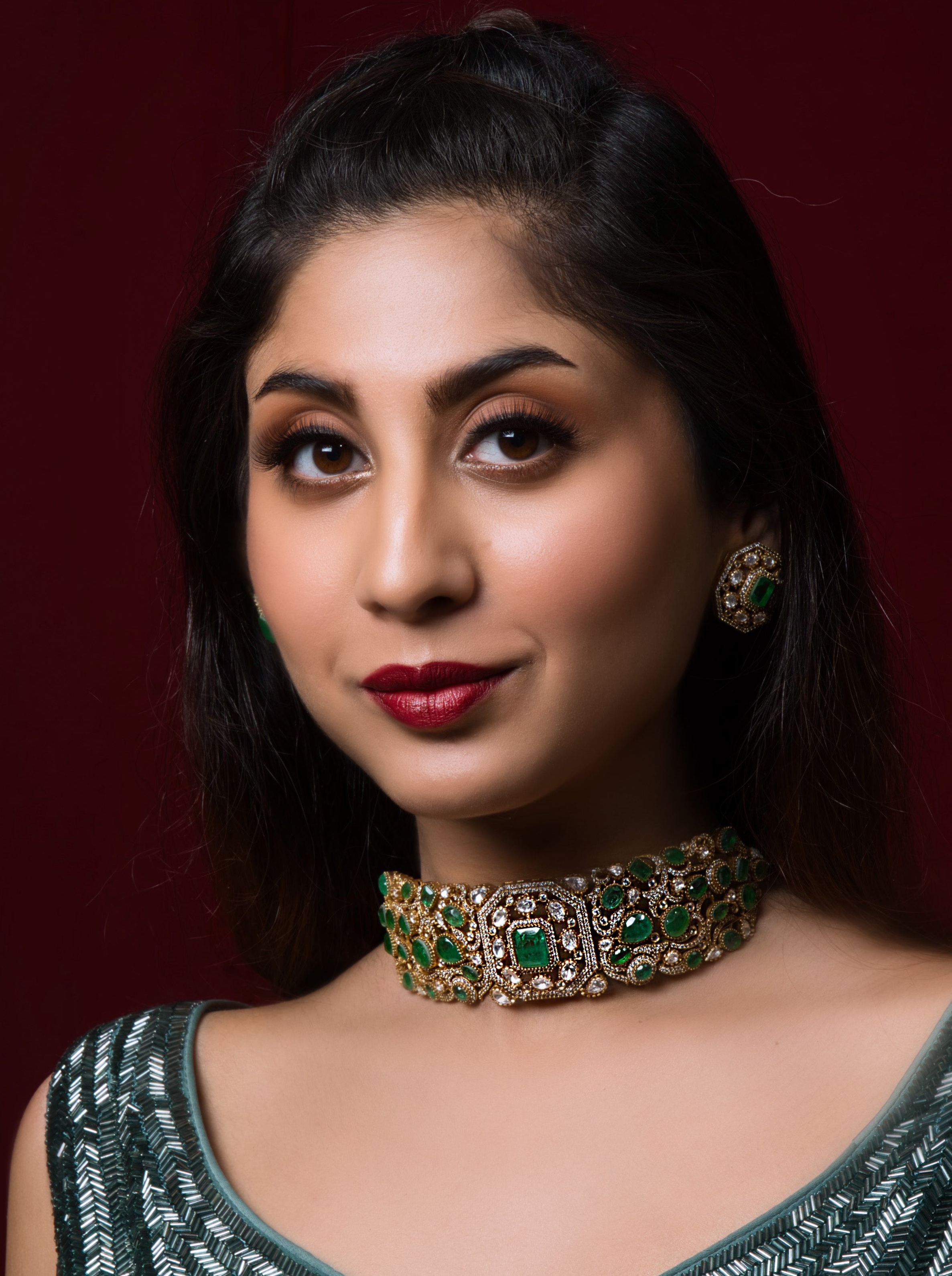 Emerald Green Choker Set with Earrings - QUEENS JEWELS