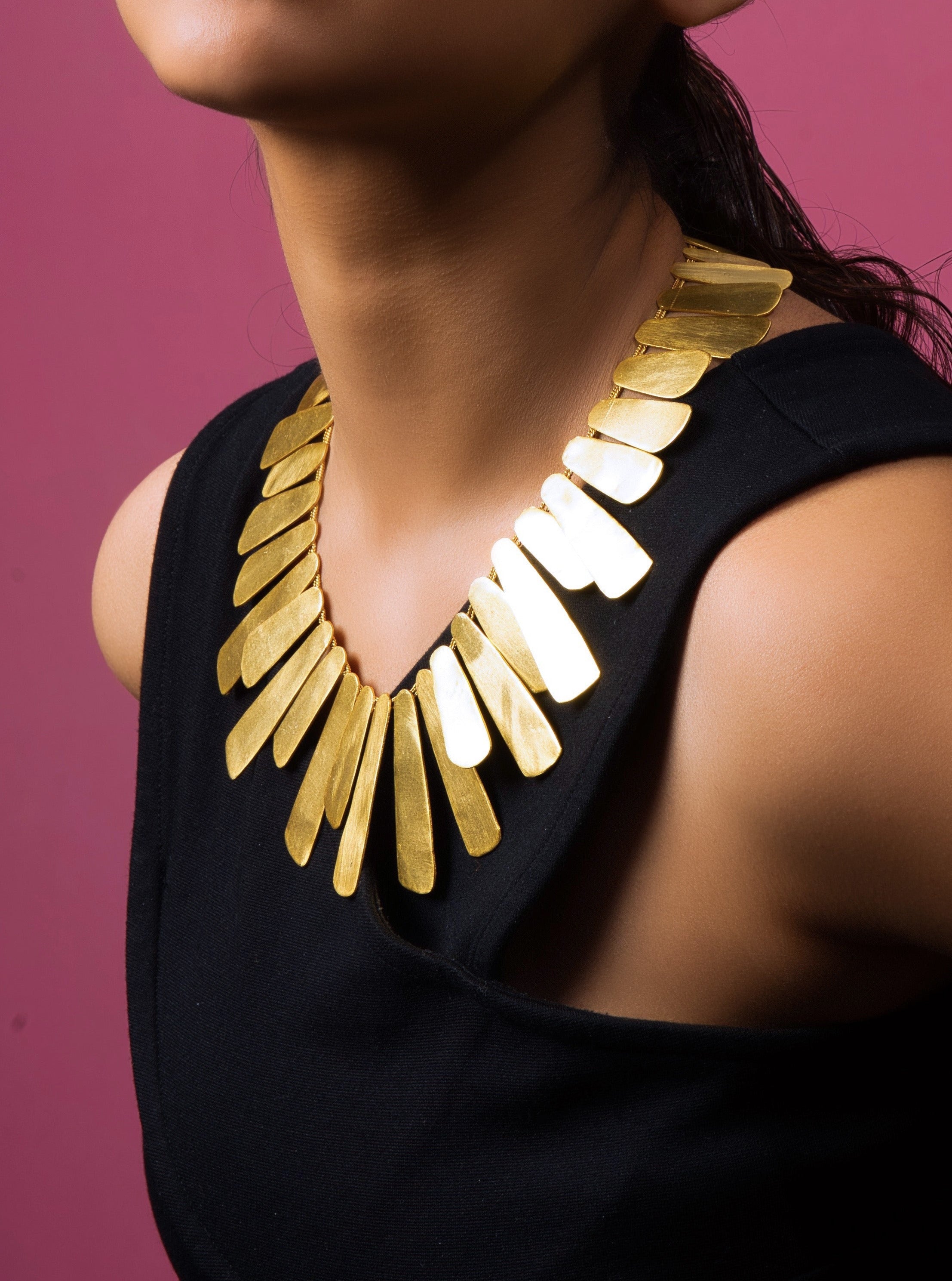 Gleaming Golden Petals Necklace - QUEENS JEWELS