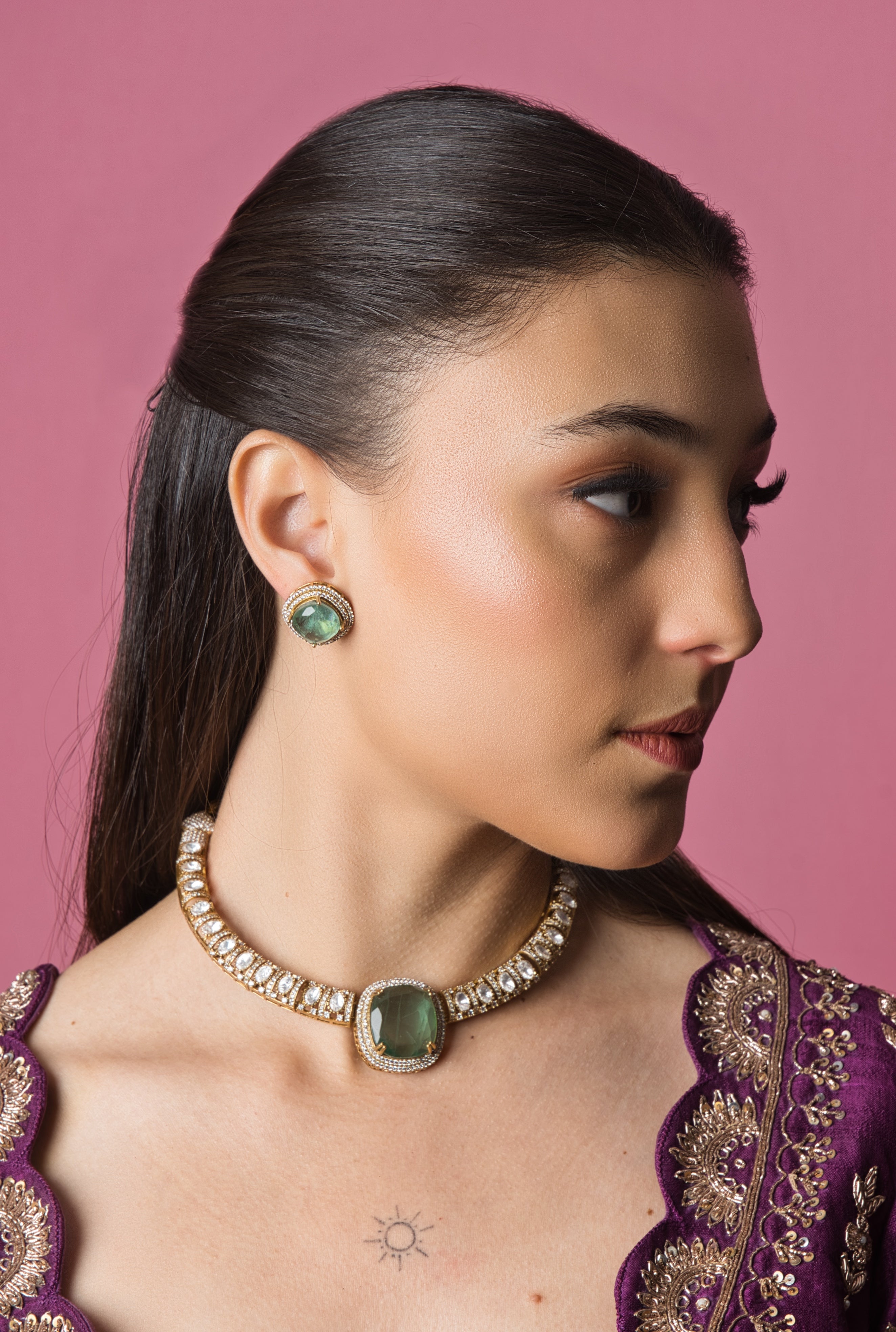 Victorian Style Emerald Tone Hasli Necklace & Earring Set - QUEENS JEWELS