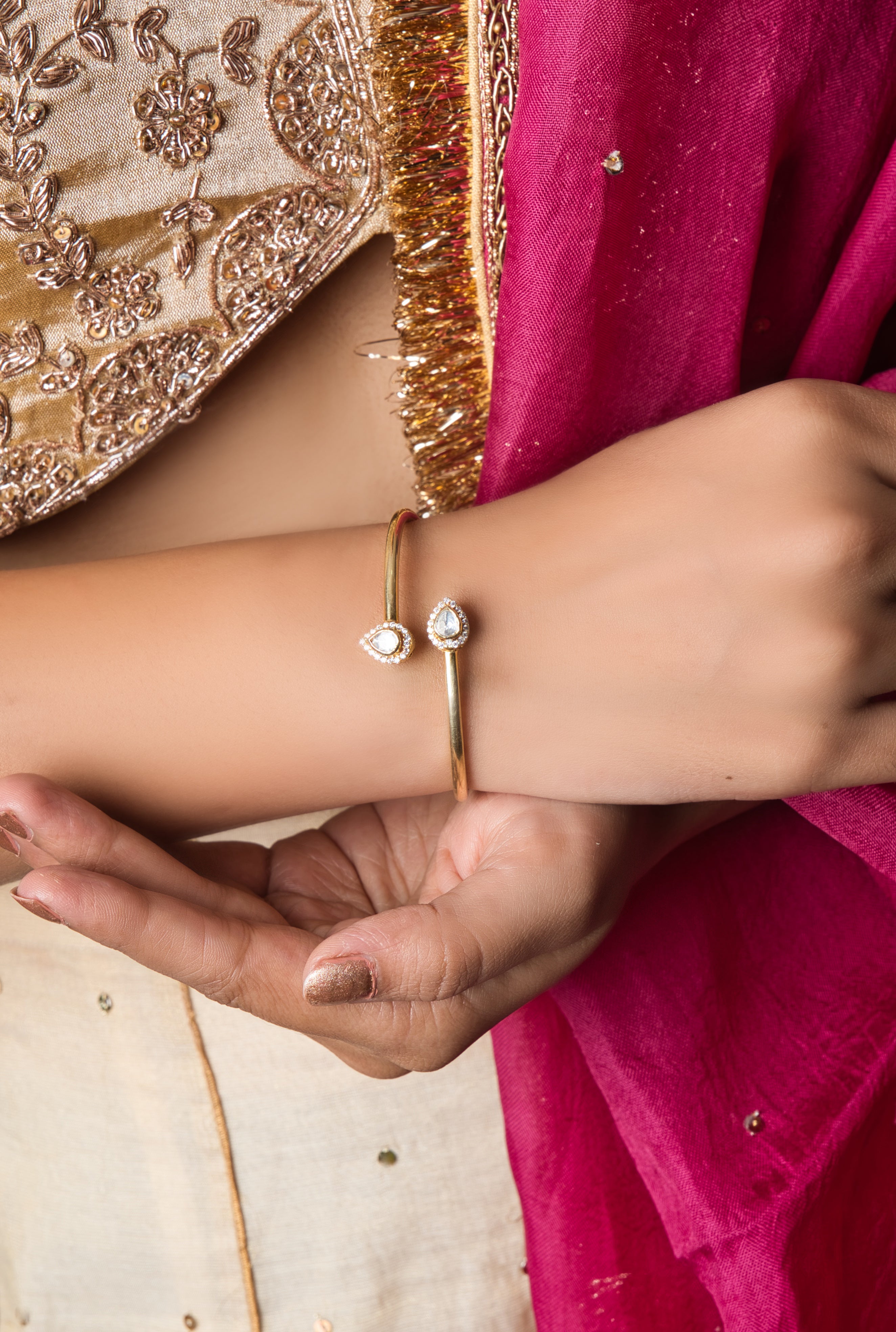 Lab Grown Moissanite 925 Silver Openable Bracelet - Gold Plated - QUEENS JEWELS