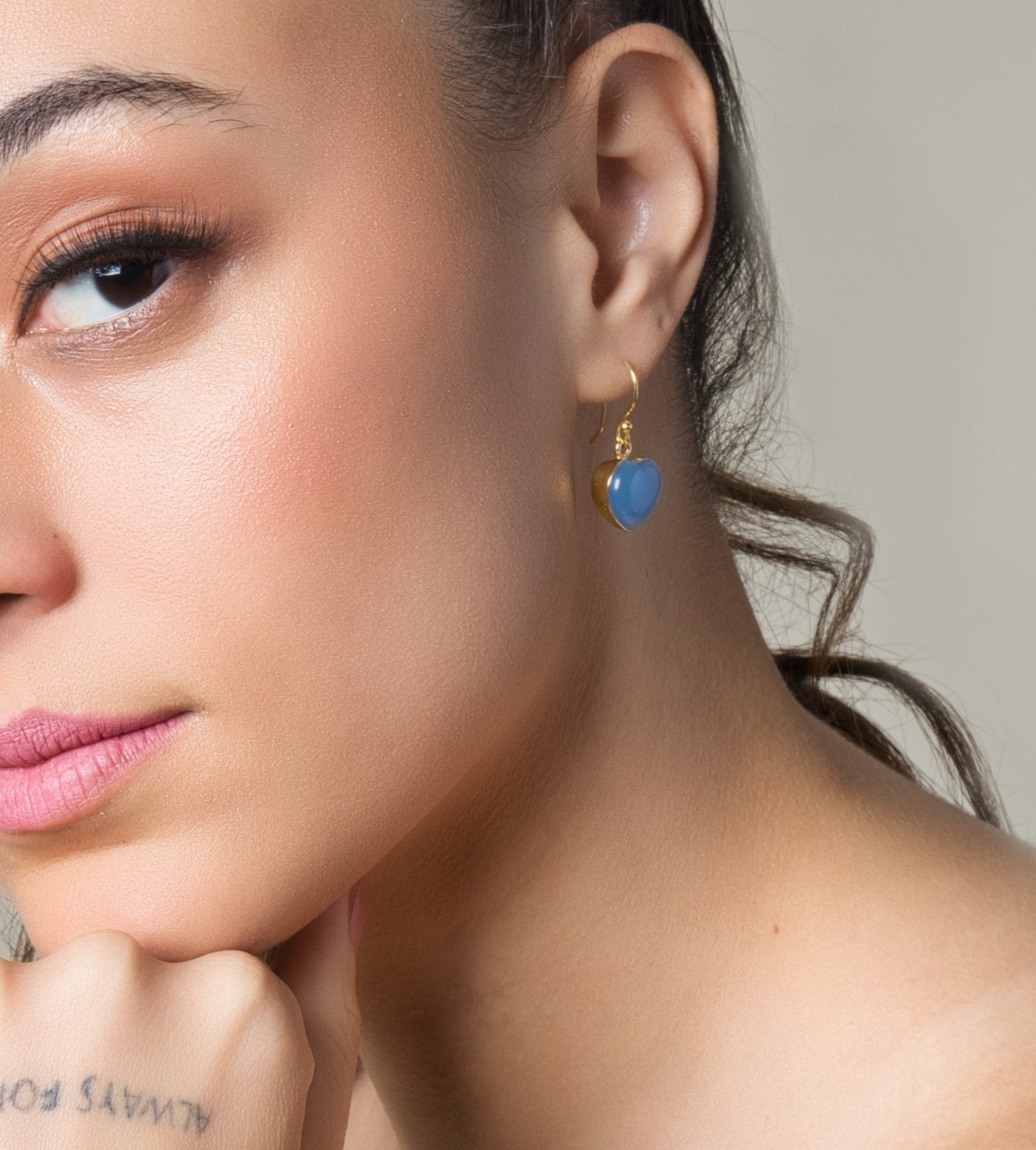 Royal Blue Heart Earrings - QUEENS JEWELS