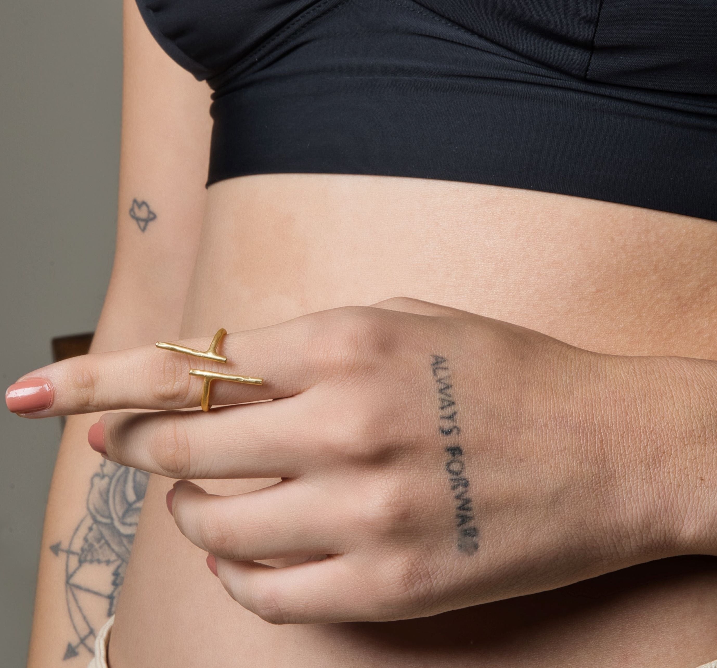Gold-Plated Heartbeat Ring - Adjustable - QUEENS JEWELS