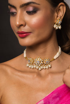 Avika Pachi Kundan Choker Set with Earrings - QUEENS JEWELS