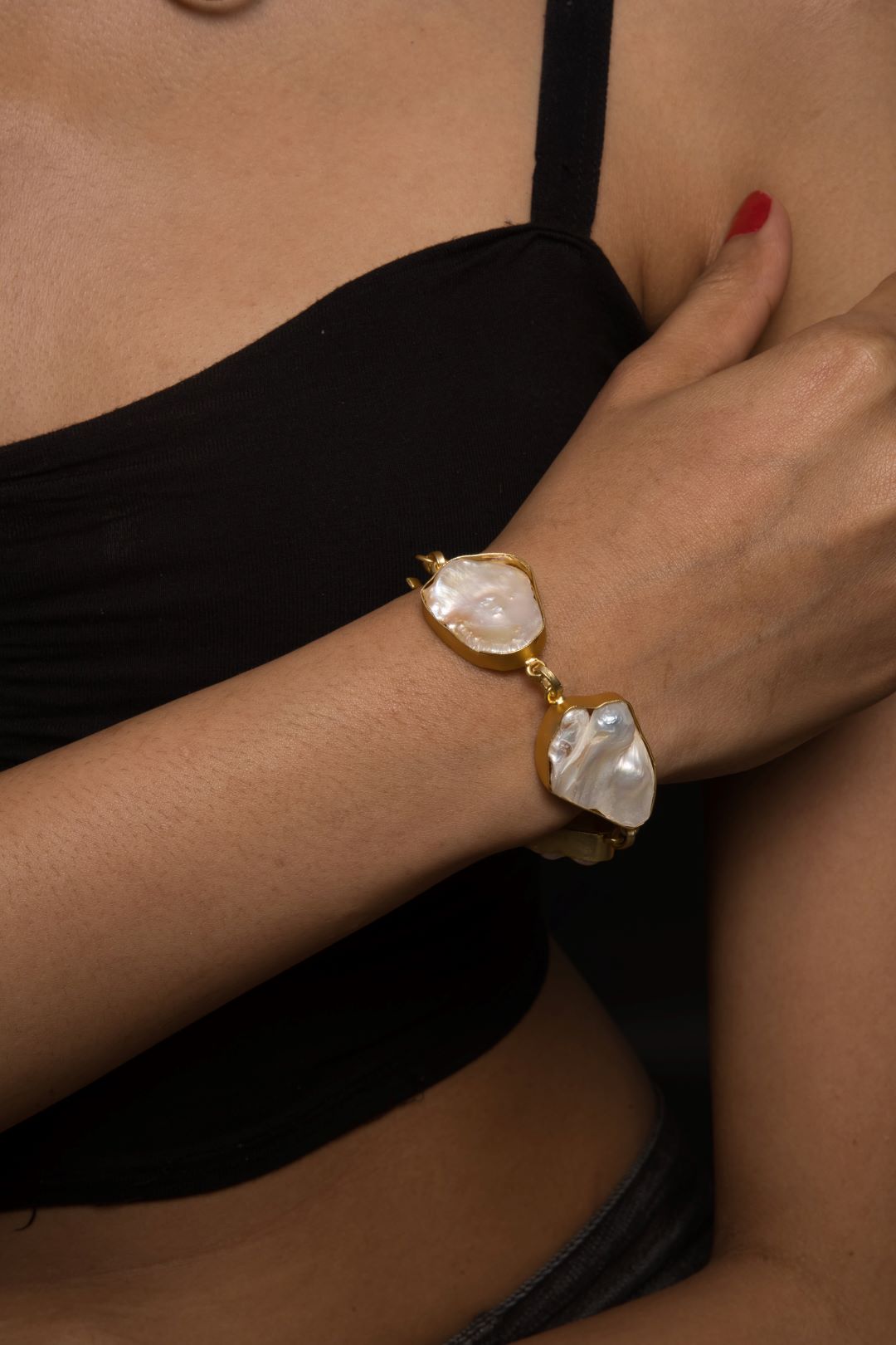 Selena Gold Plated Pearl Bracelet - QUEENS JEWELS