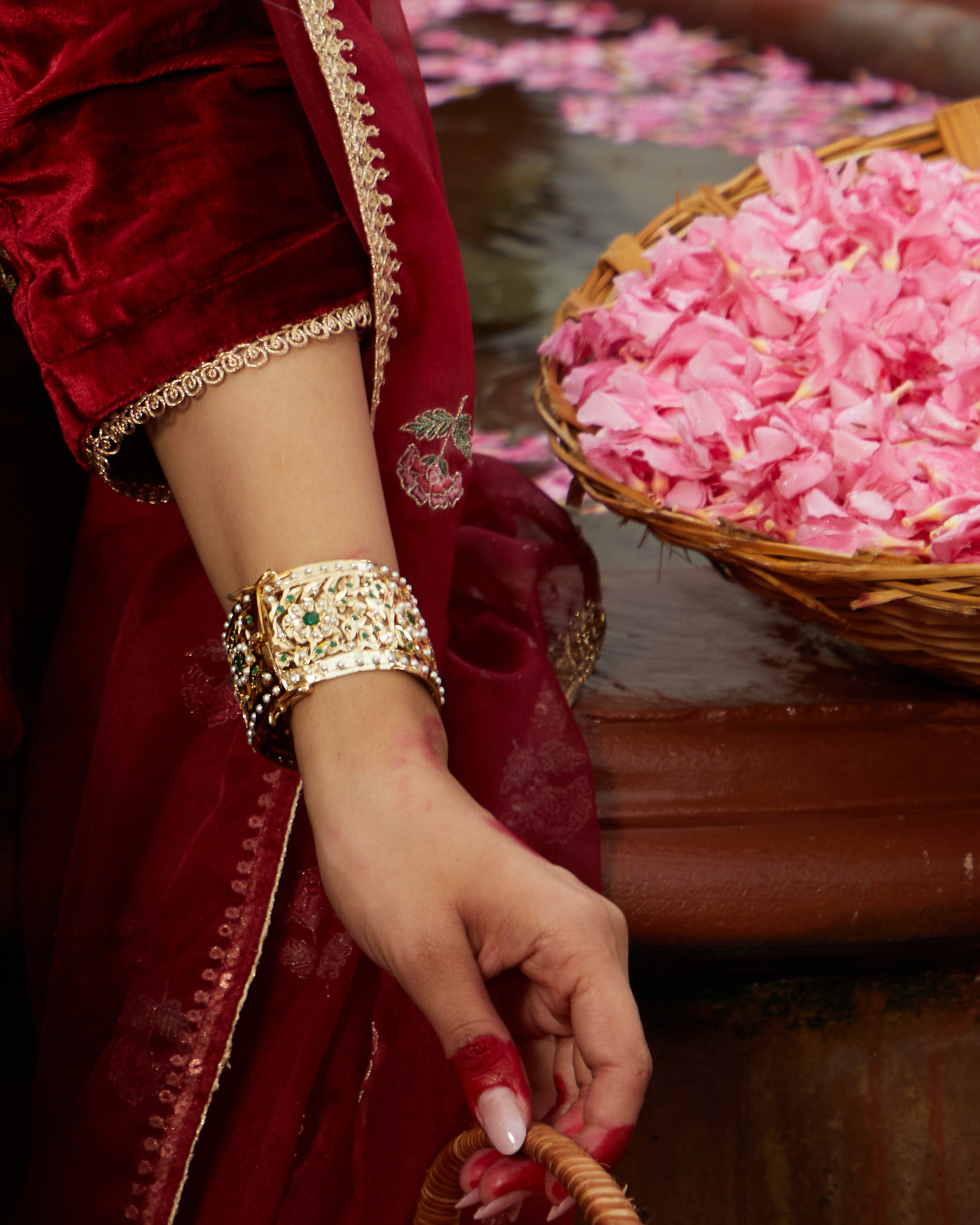 Amaira Green Broad Jadau Openable Kada - QUEENS JEWELS