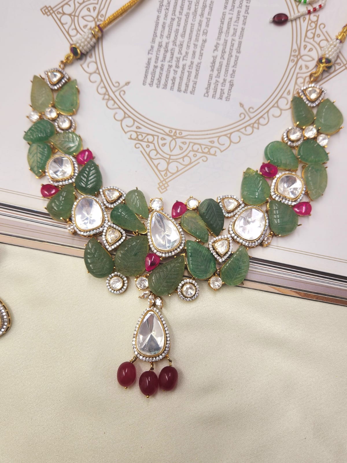Alia Polki Kundan Choker Set With Carved Stone and Earings - QUEENS JEWELS