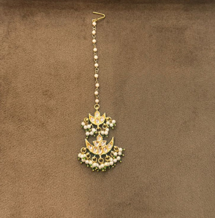 Ariana Kundan Maangtikka - QUEENS JEWELS