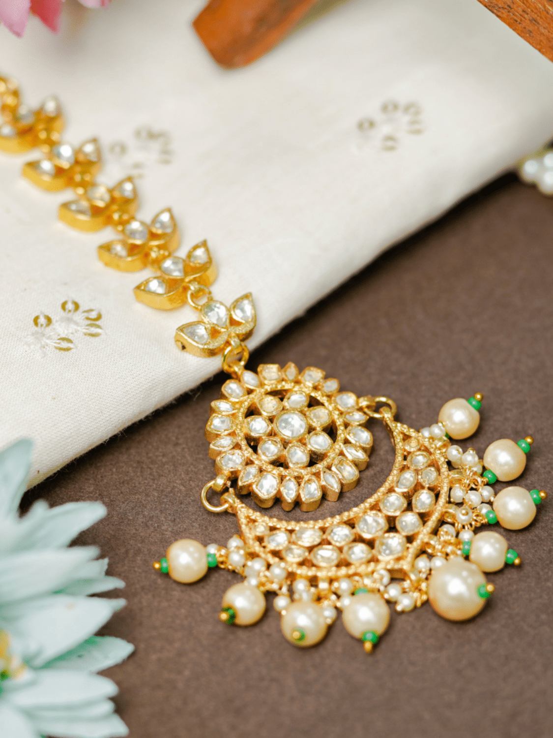 Lipi Kundan and Pearl Maangtikka - QUEENS JEWELS