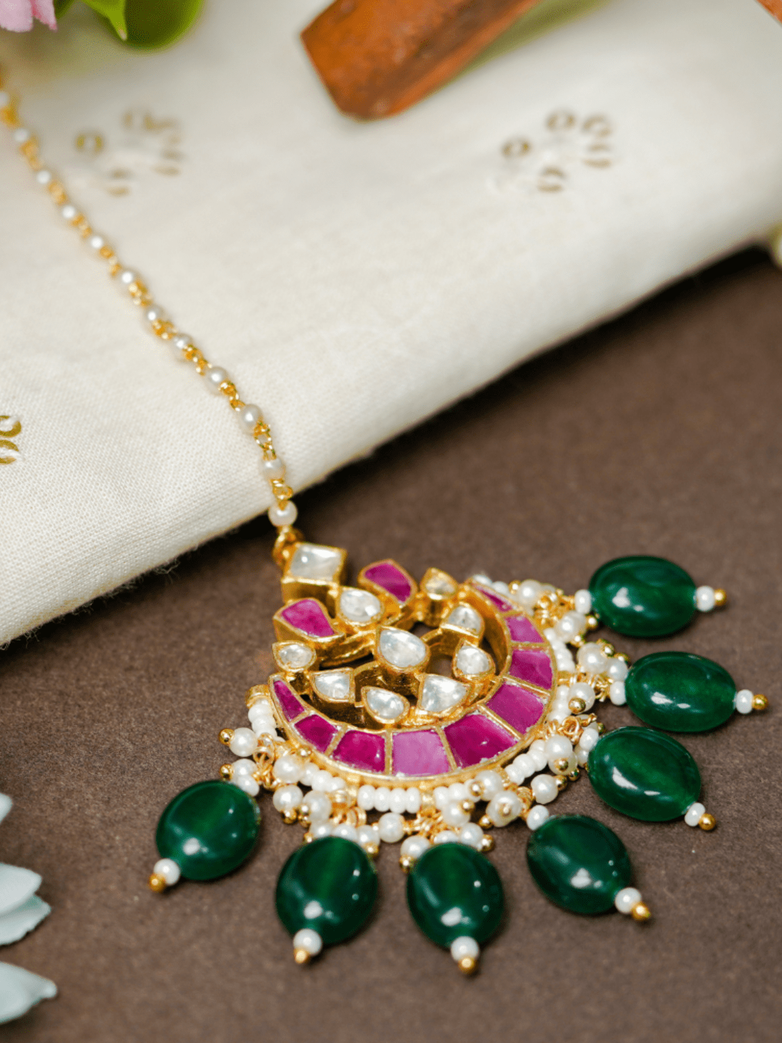 Pachi Kundan Maangtikka - QUEENS JEWELS