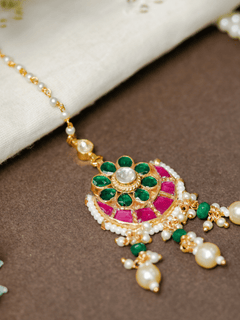 Navi Kundan Maangtikka - QUEENS JEWELS
