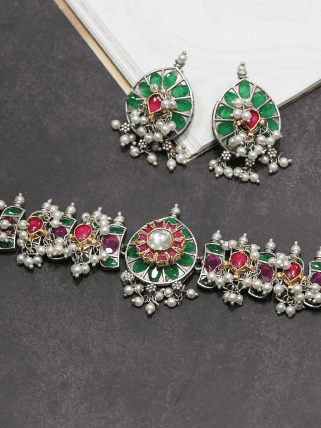 Green Oxidised Choker With Kundan Work - QUEENS JEWELS