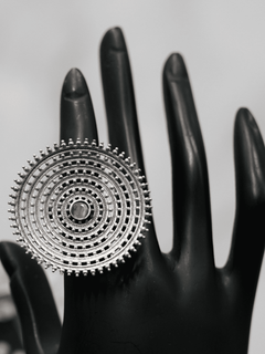 Infinite Round Oxidised Statement Ring - QUEENS JEWELS
