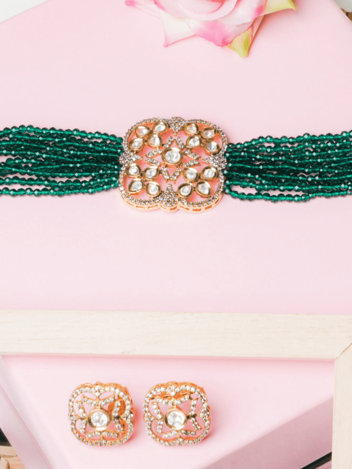 Ira Kundan Choker Set With Earrings - QUEENS JEWELS