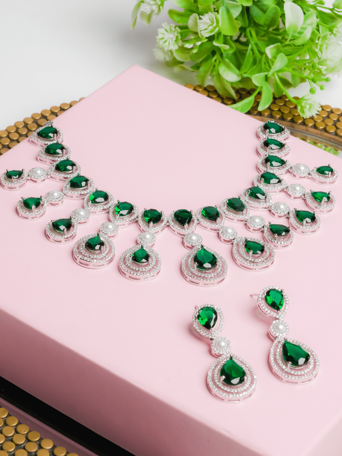 Queens American Diamond Choker with Earrings (Necklace and Earrings Set - Emerald color) - QUEENS JEWELS