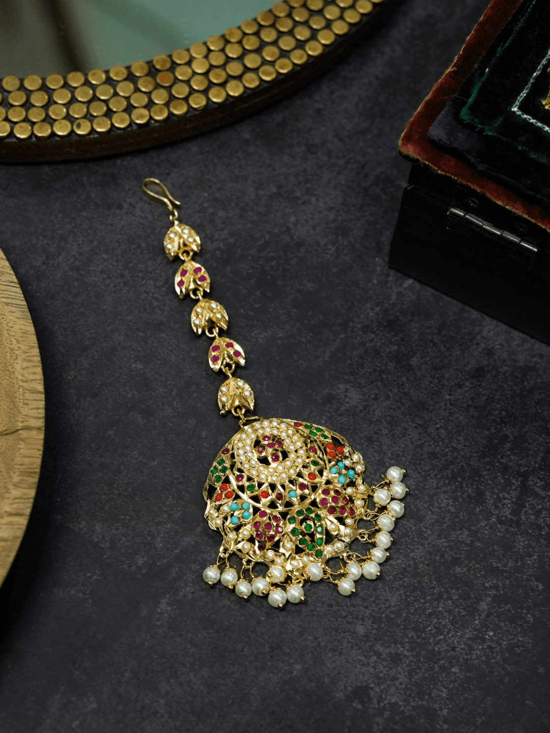 Jadau 2025 maang tikka