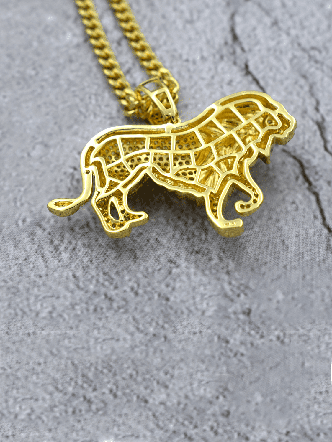 Fierce Lion Pendant - QUEENS JEWELS