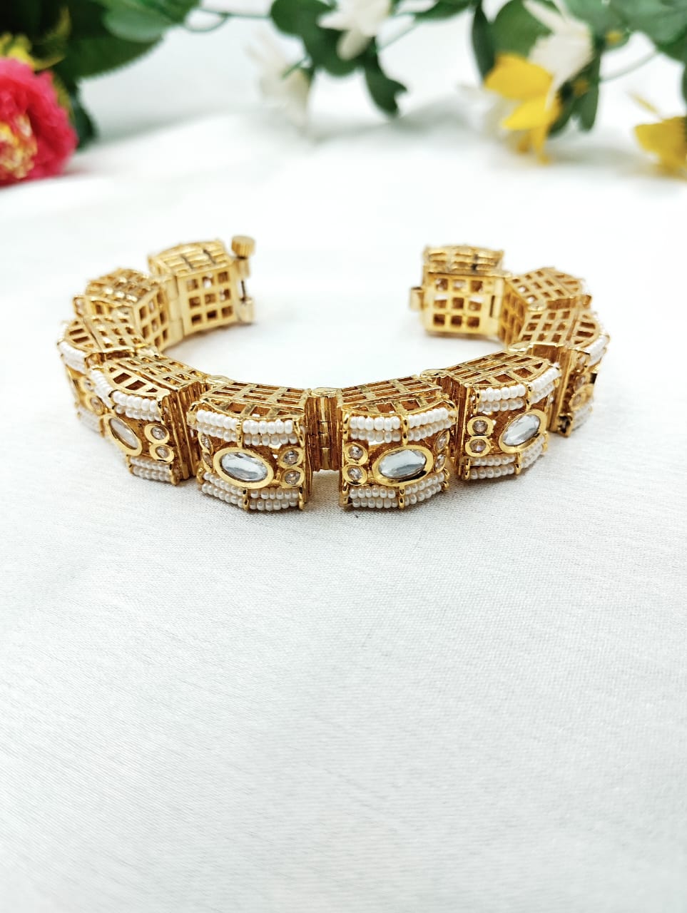 Pearl Kundan Bracelet - QUEENS JEWELS