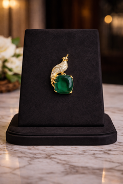 Flying Peacock Men's Regal Bird Brooch - Emerald Tone - QUEENS JEWELS