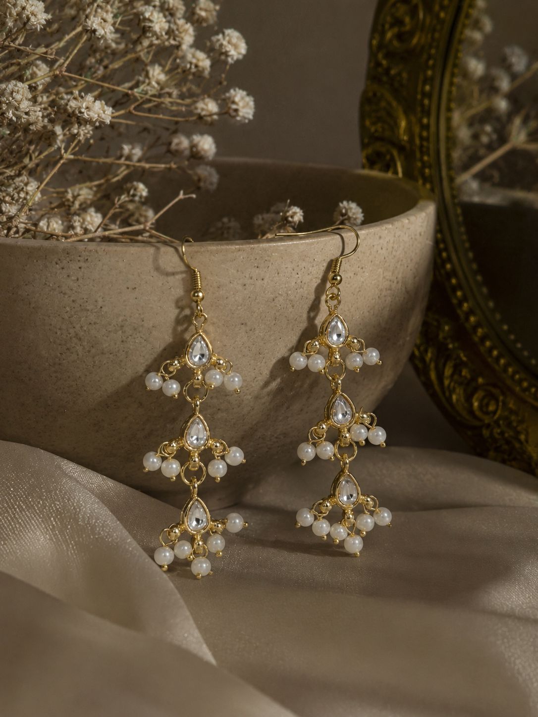 Giya Earrings - White - QUEENS JEWELS 