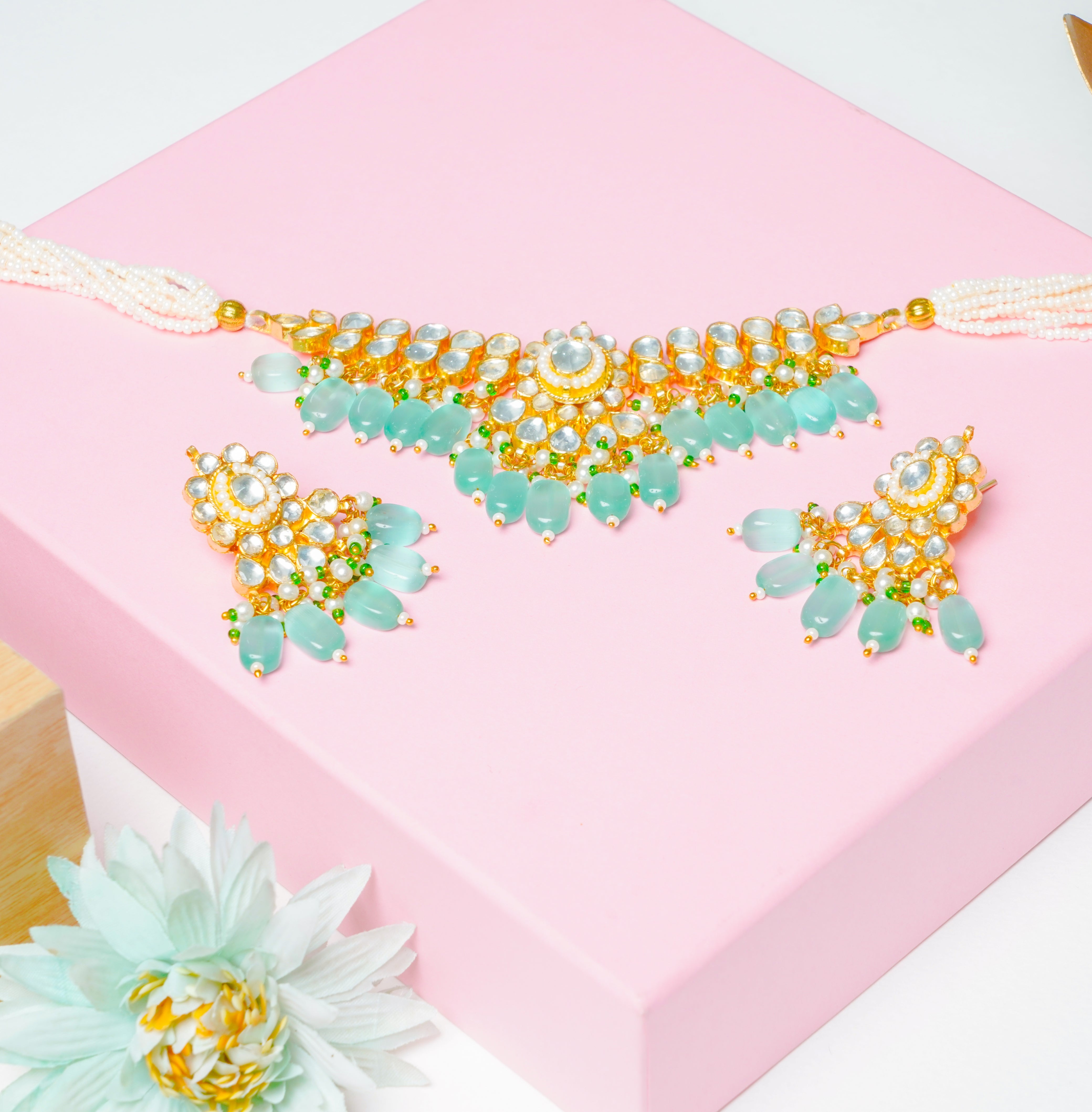 Aasya Mint Kundan Choker Necklace Set - QUEENS JEWELS