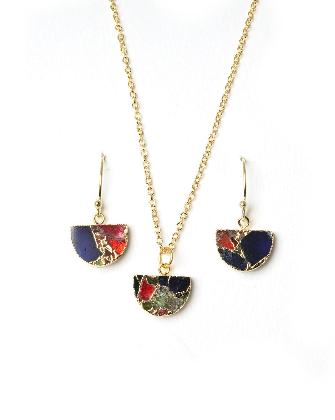 Half moon shaped multicolour pendant with small earrings