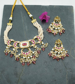 Maroon beads pachi kundan choker set with earrings