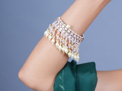 Chic white Kundan openable bangle, artisan-crafted with exquisite gems and meticulous detail.