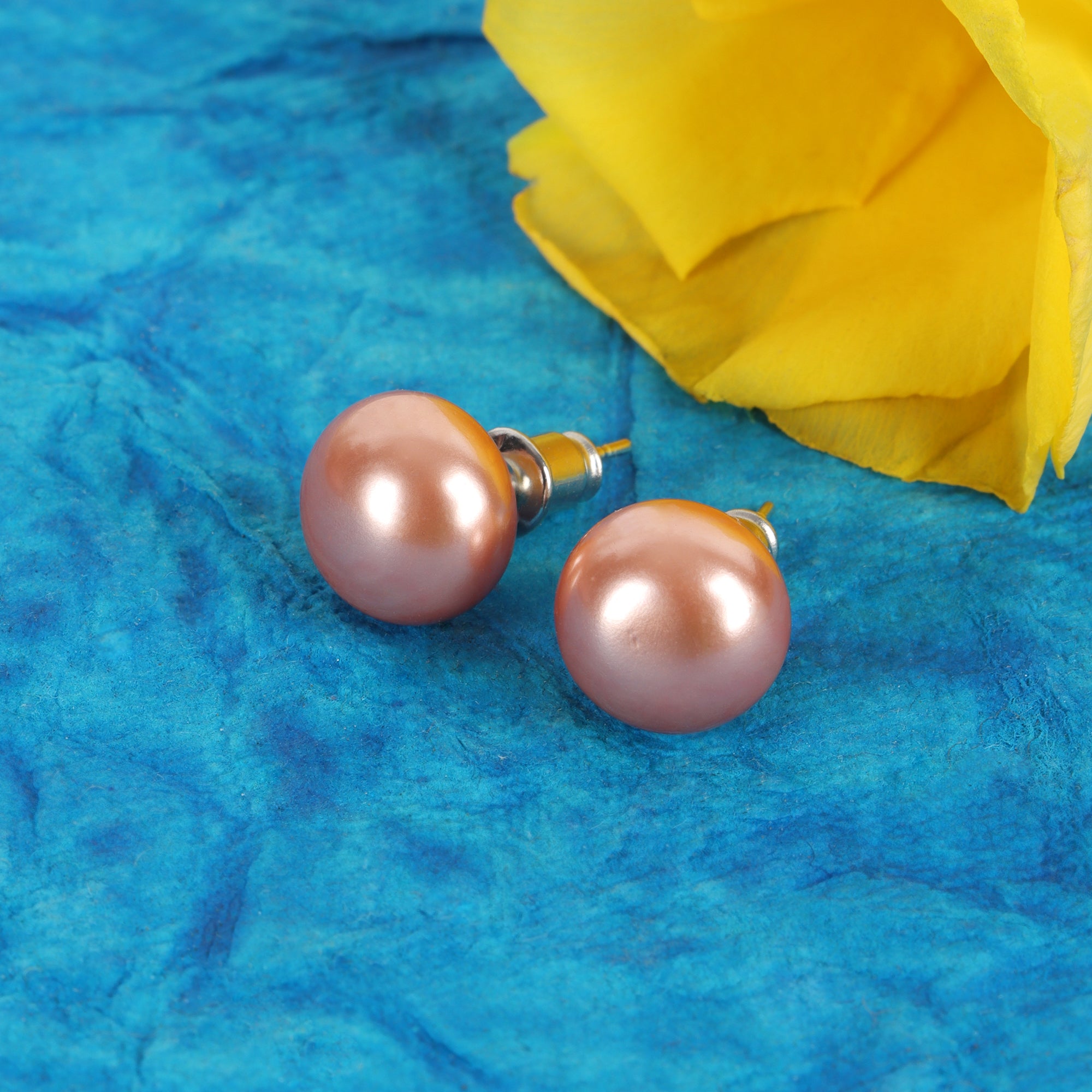 Elegant Cultured Pearl Stud Earrings -  Rose Gold - QUEENS JEWELS