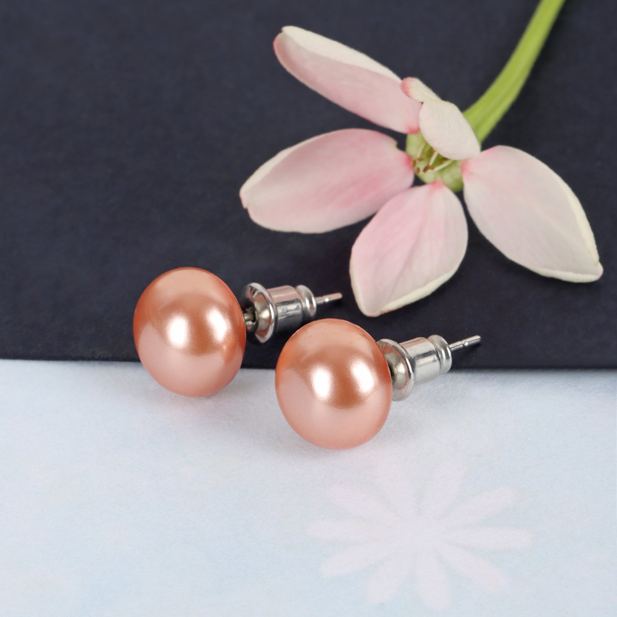 Pair of Elegant Cultured Pearl Stud Earrings -  White & Rose Gold - QUEENS JEWELS