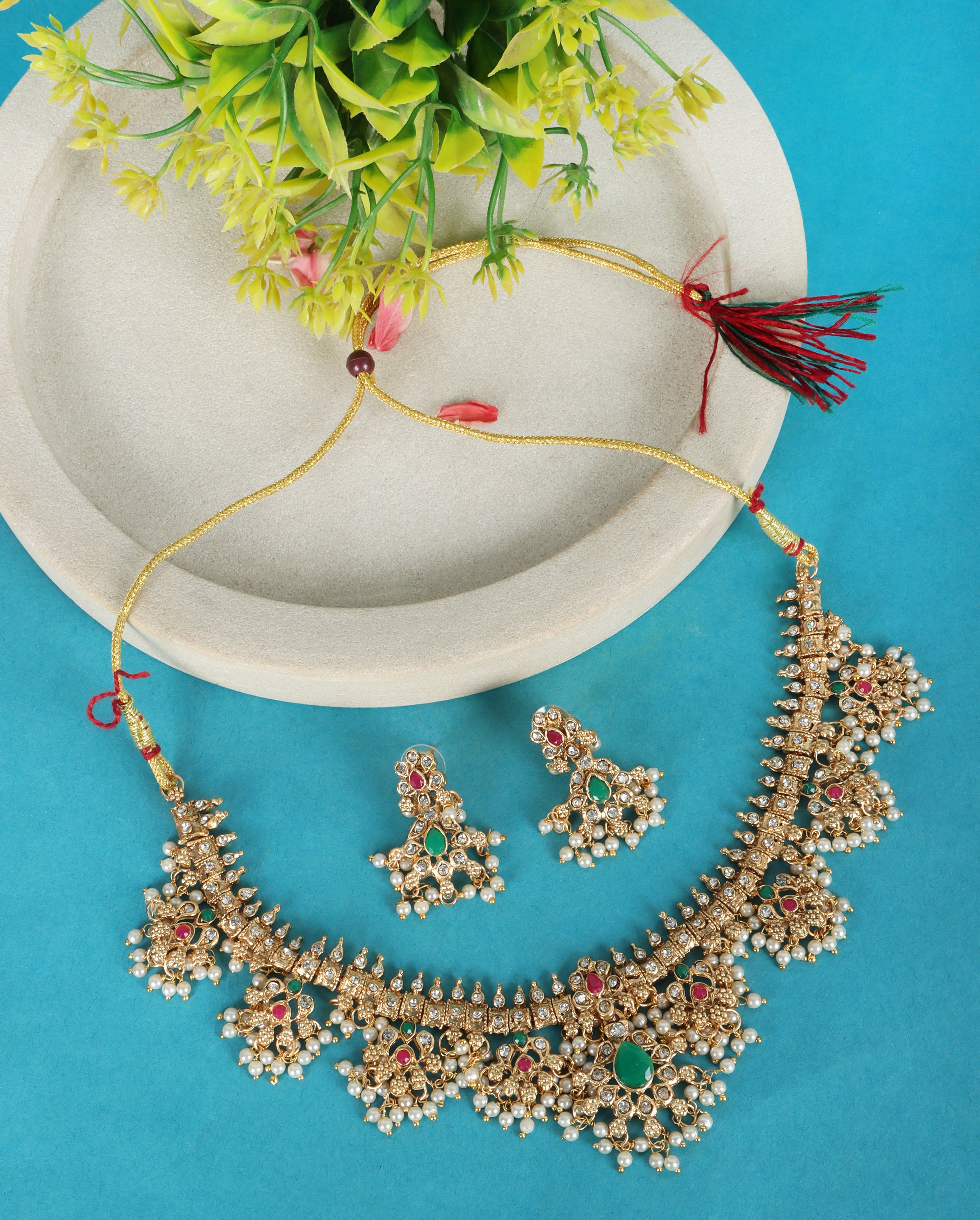 Gota Pusalu Choker Temple Set with Earrings - QUEENS JEWELS