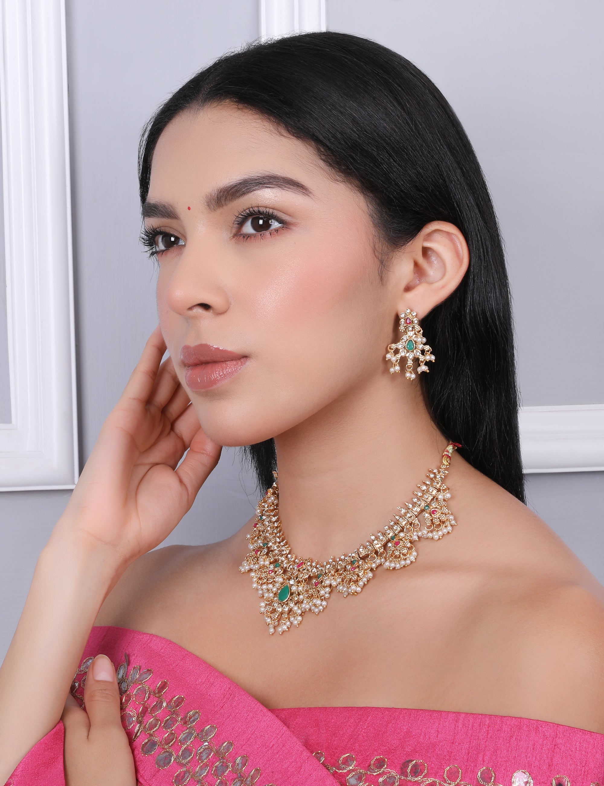 Gota Pusalu Choker Temple Set with Earrings - QUEENS JEWELS
